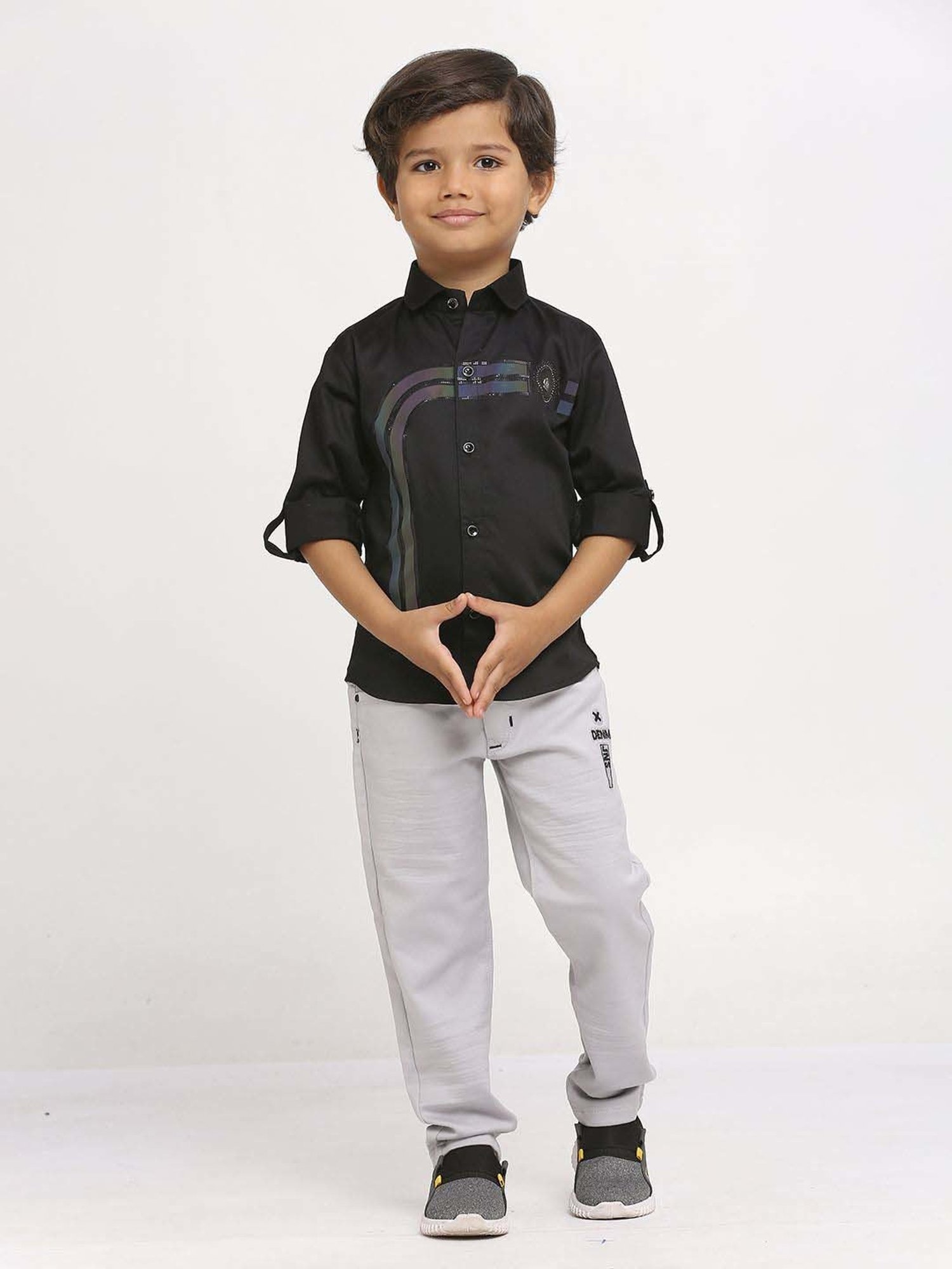 Kids Island Boys Black & Grey Printed Full Sleeves Clothing Set