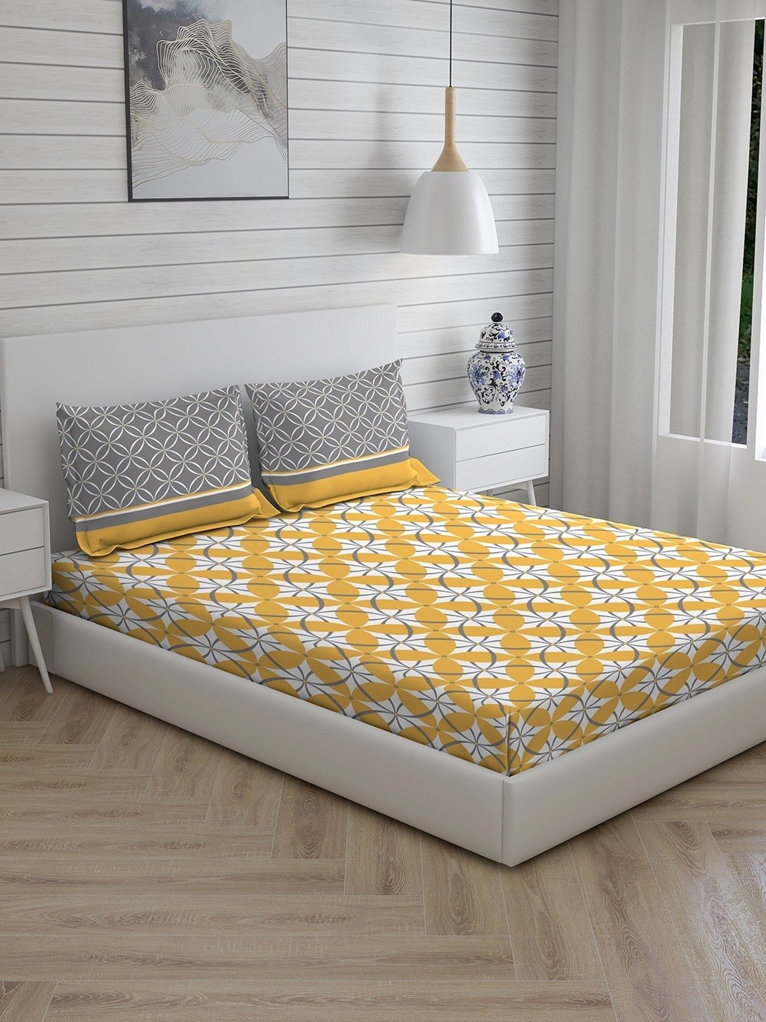 Layers Siena Printed Yellow 225 TC Cotton Double Bed Sheet with 2 Pillow Covers