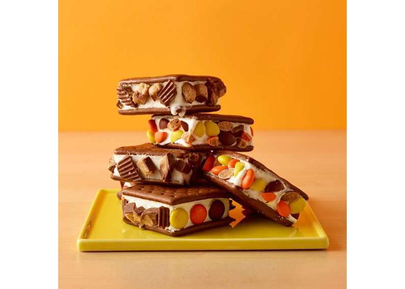 Reese's Baking Cups and Candy Pieces - 8.5oz