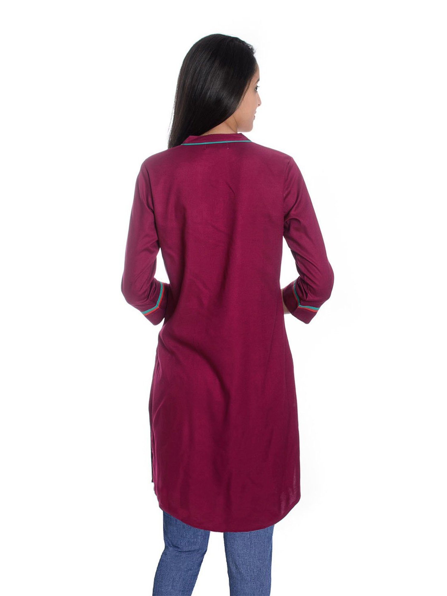Geroo Jaipur Maroon Yoke Design Straight Rayon Kurti