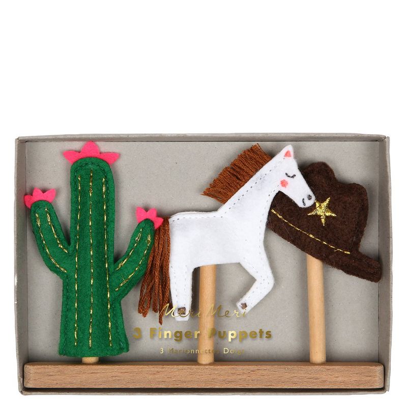 UCC Distributing Super Mario 9 Inch Plush Hand Puppet | Princess Peach