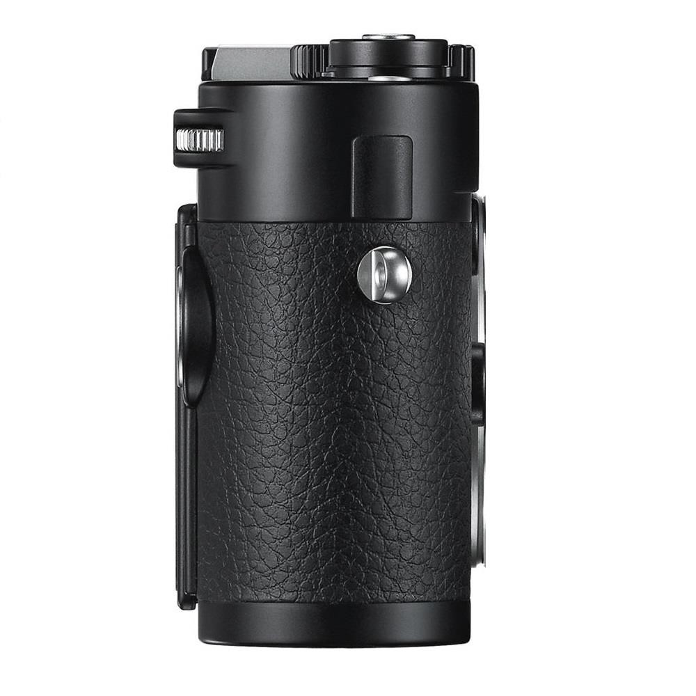 EOS 2000D (Rebel T7) Digital SLR Camera with 18-55mm Lens Kit (Black) - Basic Accessories Bundle