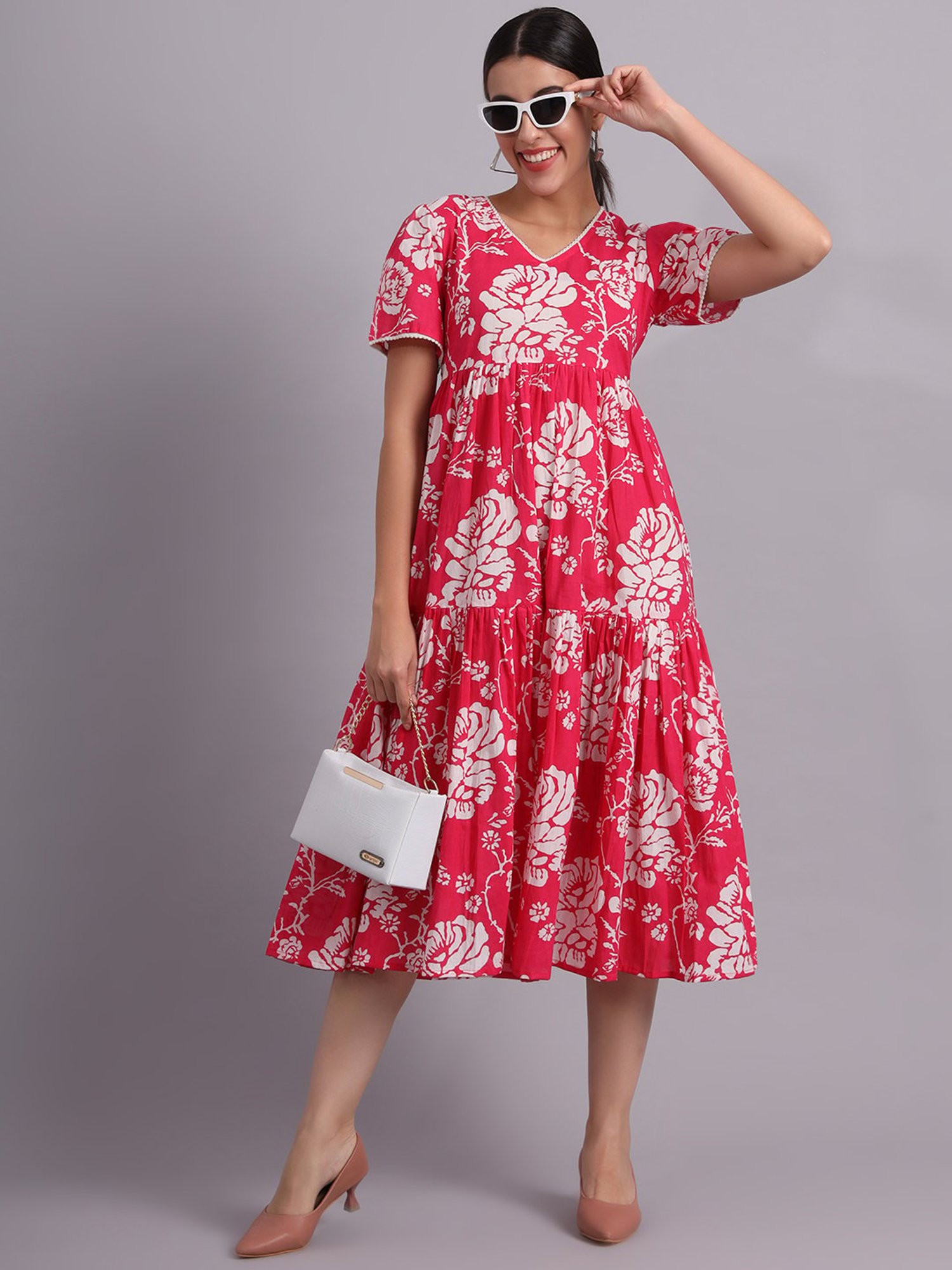 DECKEDUP Magenta Floral Print Midi Dress