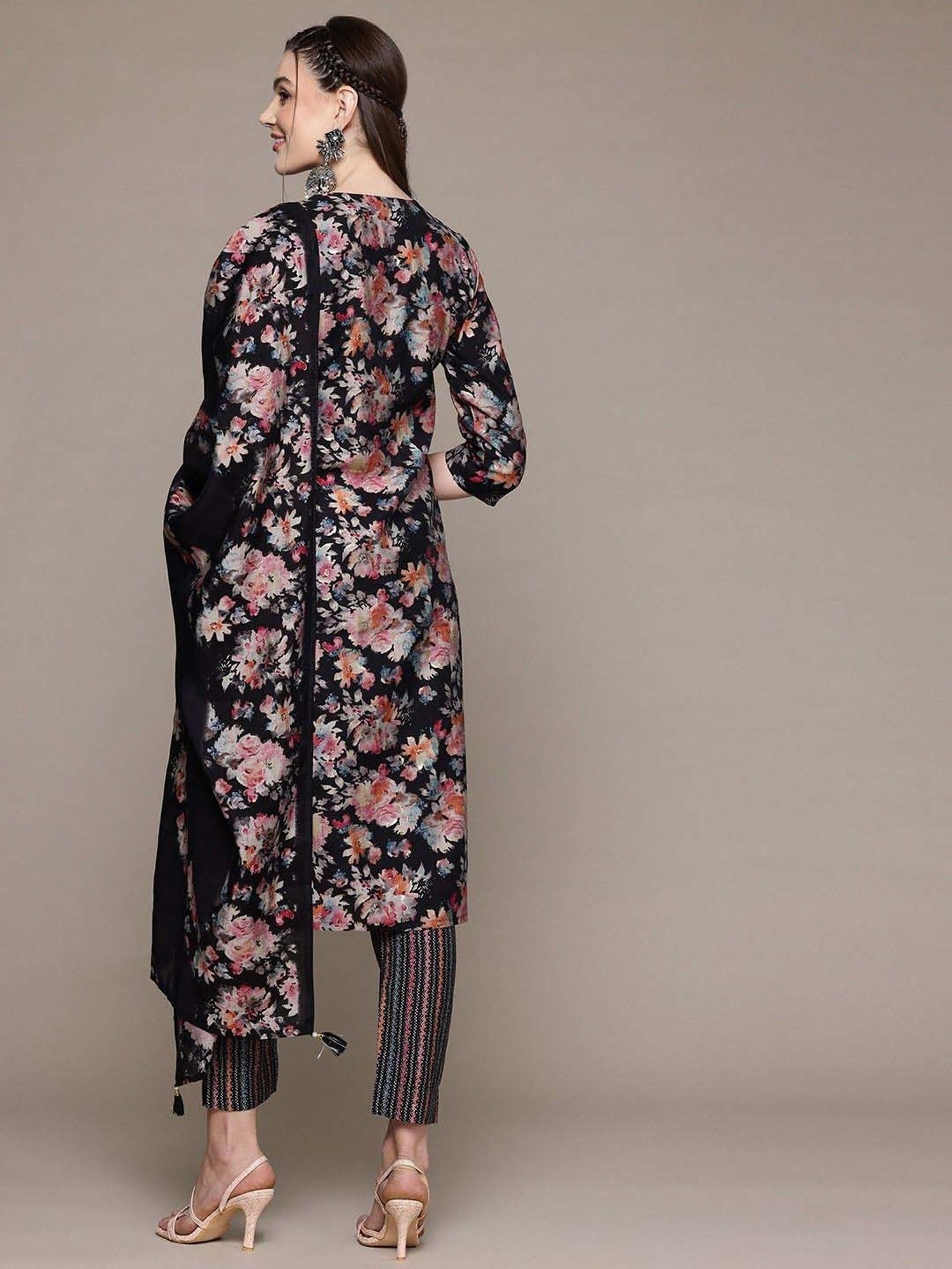 READIPRINT FASHIONS Black Printed Kurta Pant Set With Dupatta