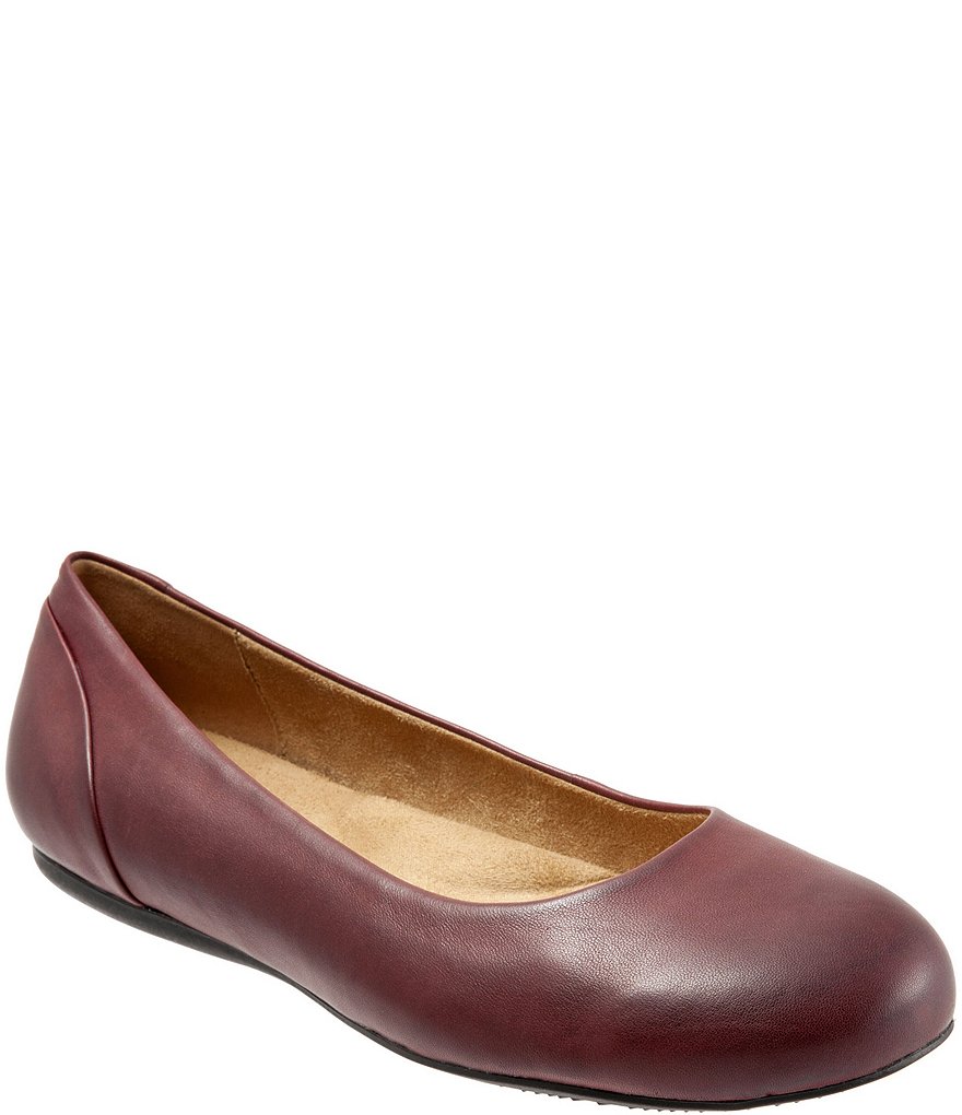 SoftWalk Sonoma Leather Ballet Flats