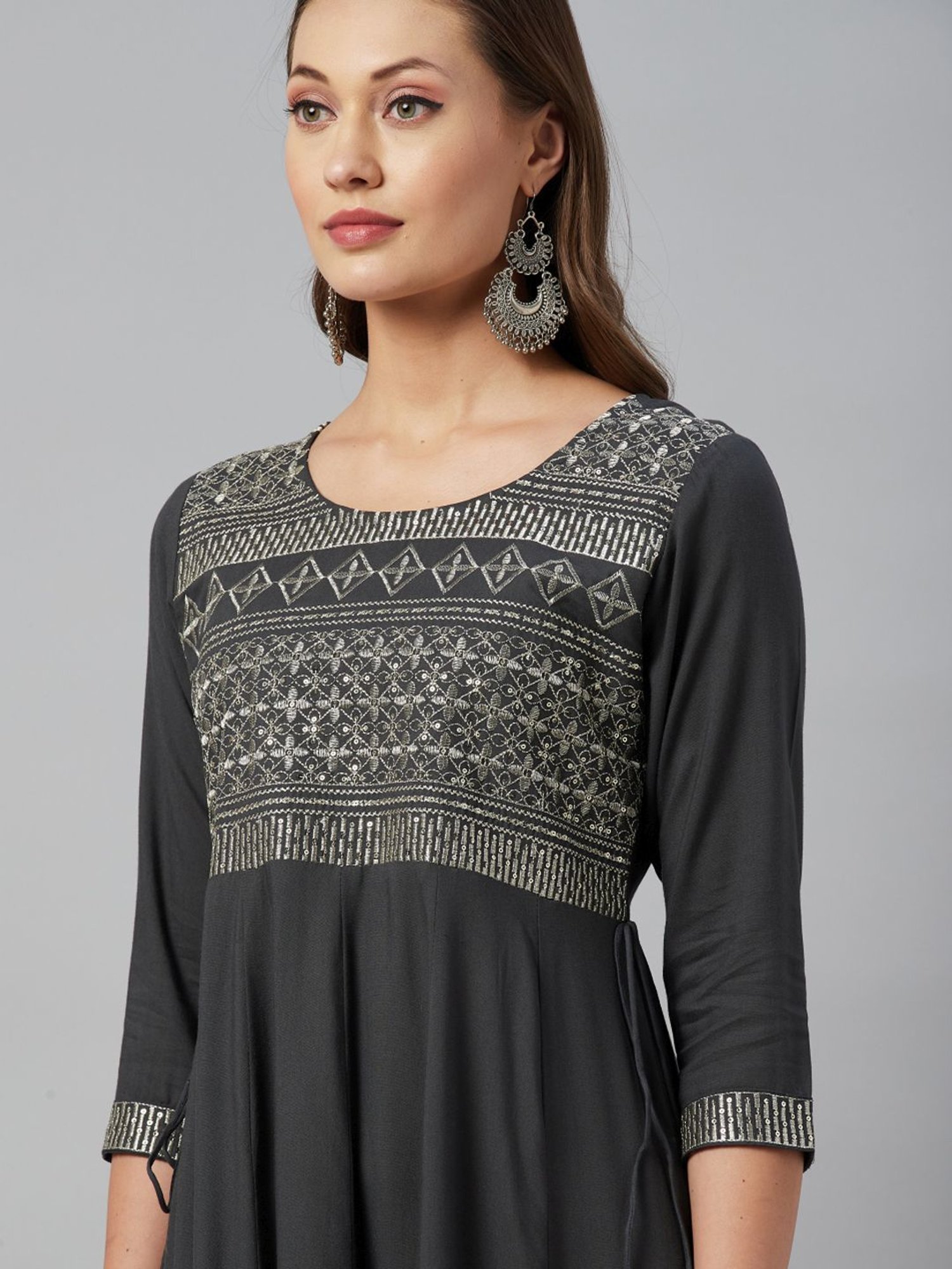 HIGHLIGHT FASHION EXPORT Grey Cotton Embroidered Anarkali Kurta