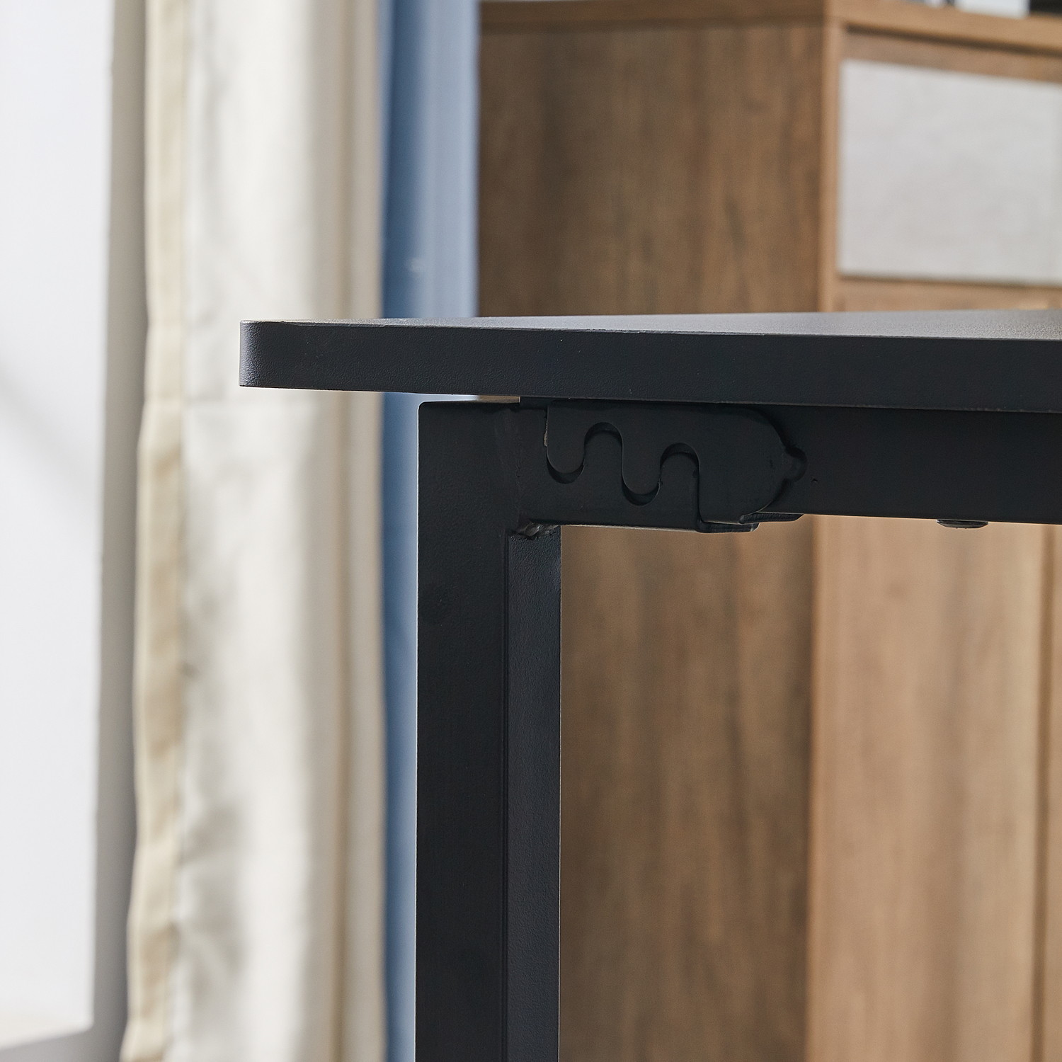 66'' L-shaped Desk Home Office Desk Computer Desk Gaming Desk Large Workstation with CPU Stand and Steel Structure