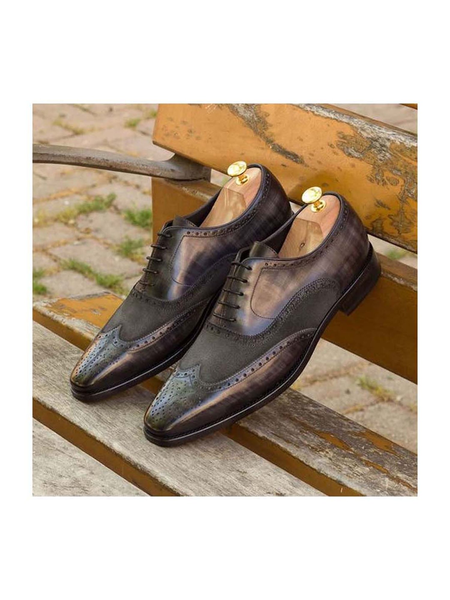 Pro Beige Cedar Wood Premium Shoe Tree (40)