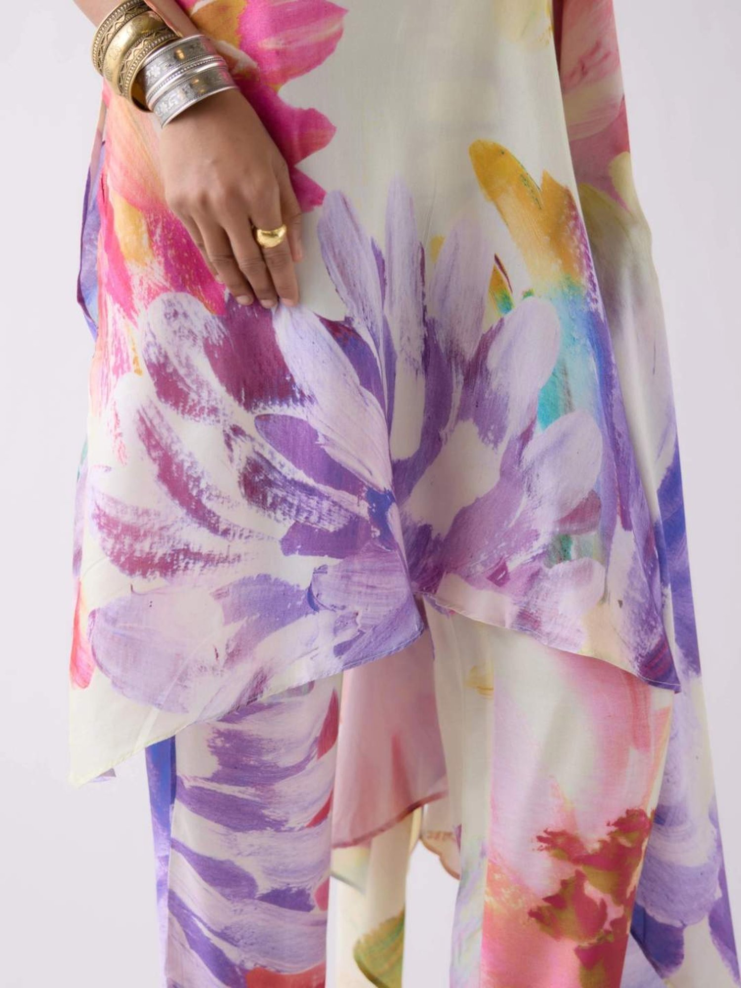 Basanti Kapde aur Koffee Multi Tunic with Pant