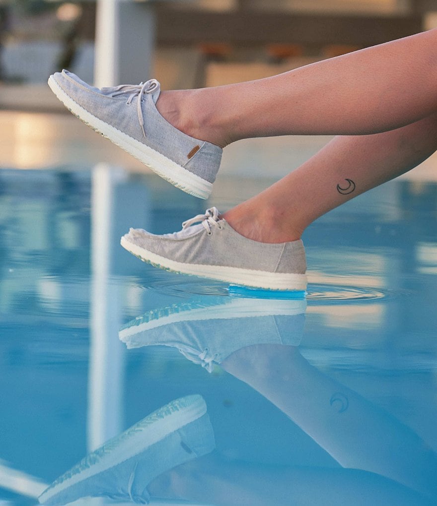 Hey Dude Women's Wendy Washable Chambray Slip-Ons