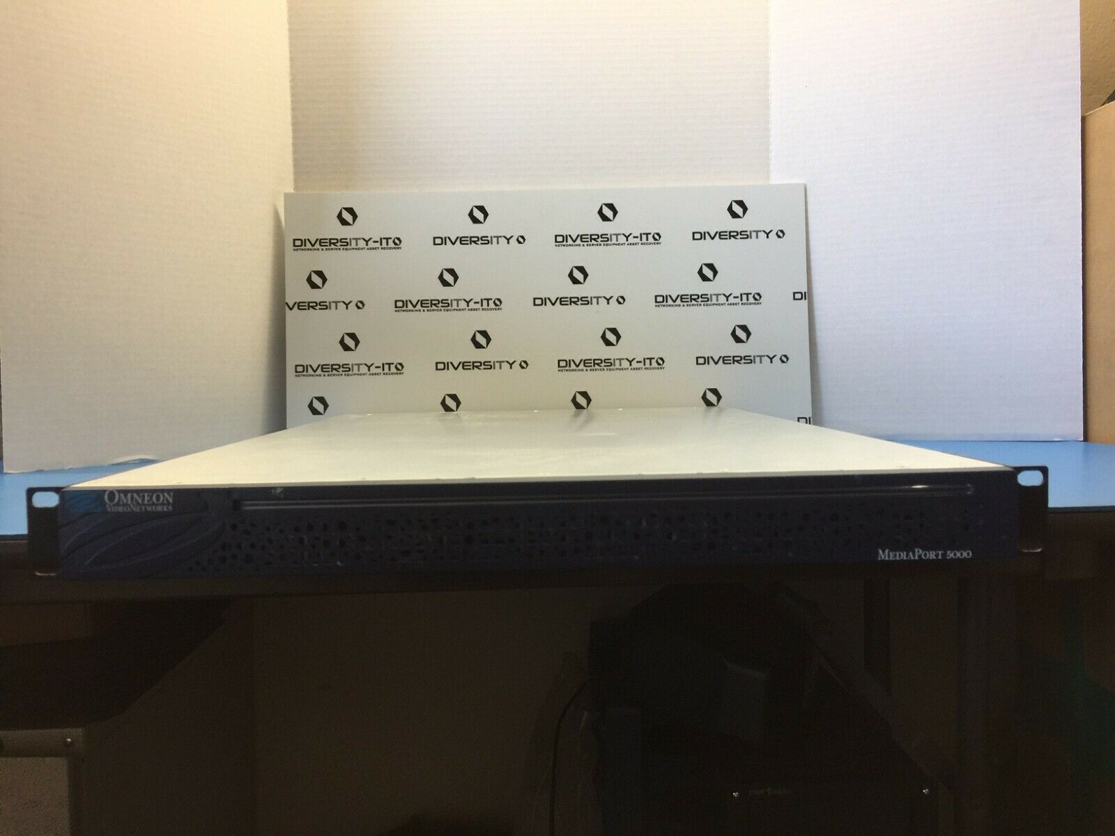 Omneon Spectrum Media Deck MPC-7002 w/ MIP-7600