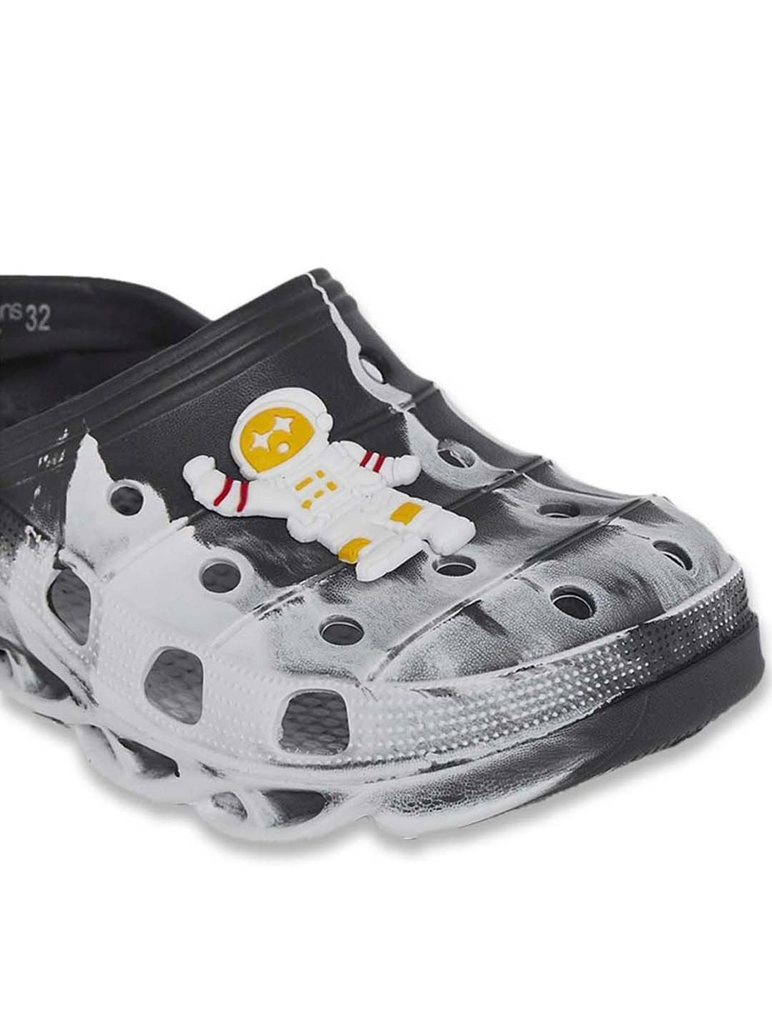 Yellow by Westside Navy Stripe Pattern Slides