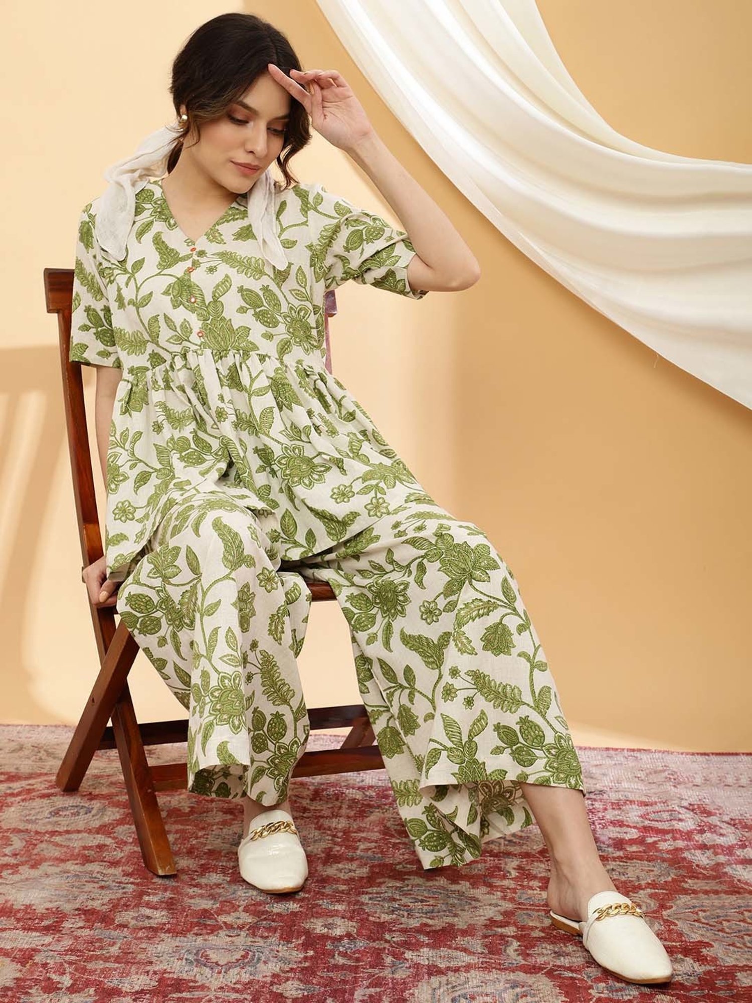 Sringam Off-White & Green Floral Print Tunic Palazzo Set
