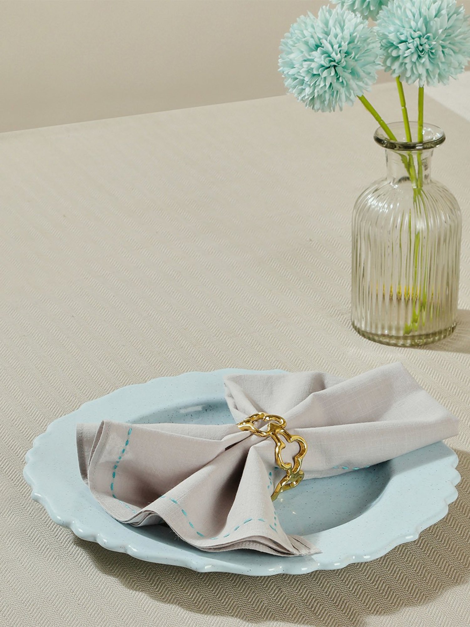 ExclusiveLane The Dancing Peacock Brown Sheesham Wood Napkin Holder - Set of 1