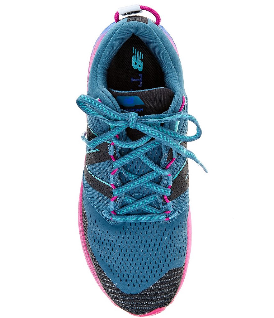 New Balance Women's Fresh Foam More Trail v1 Sneakers