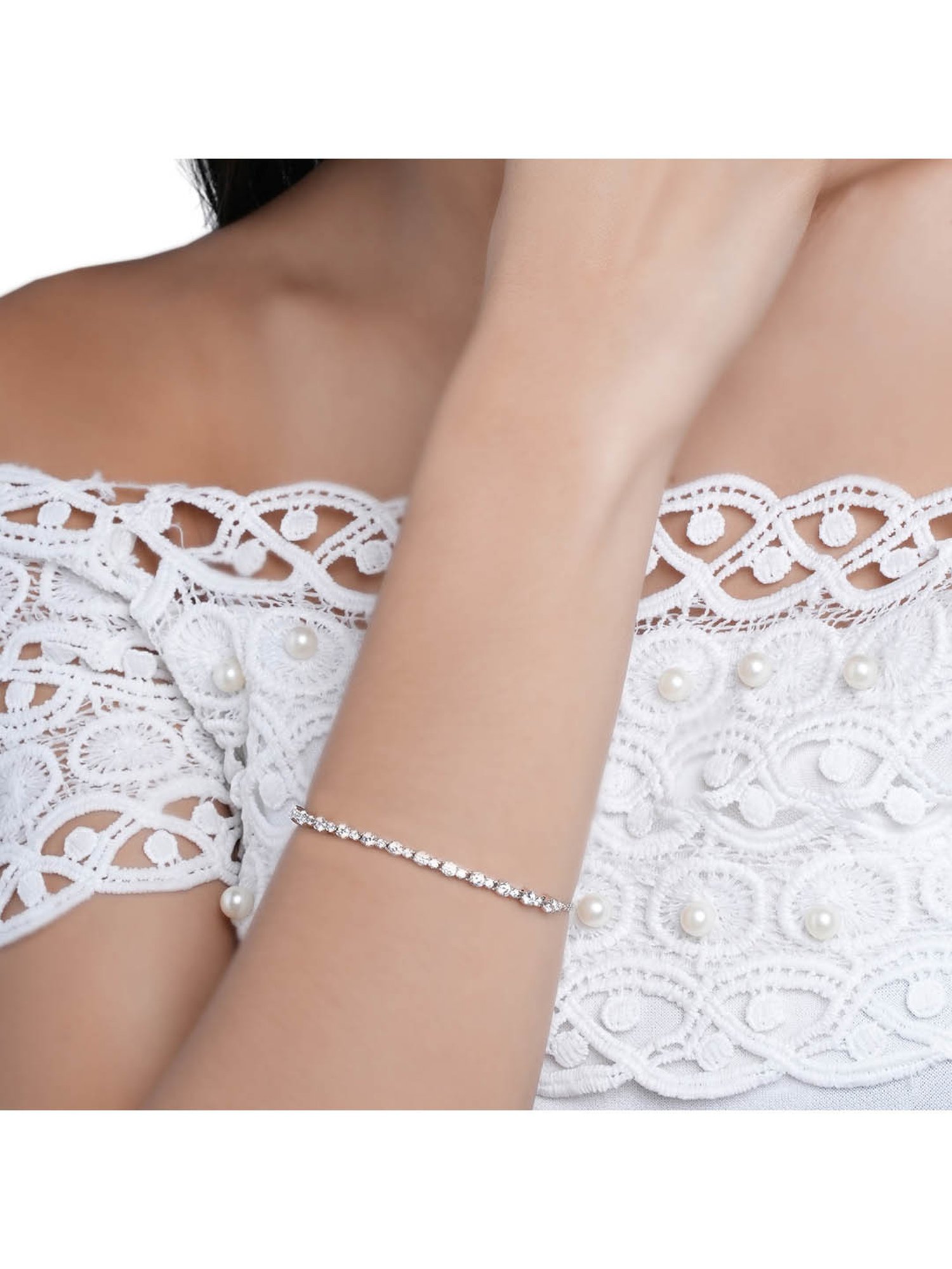 Juicy Couture White Stone Silver Plating Amy Bracelet (One Size)