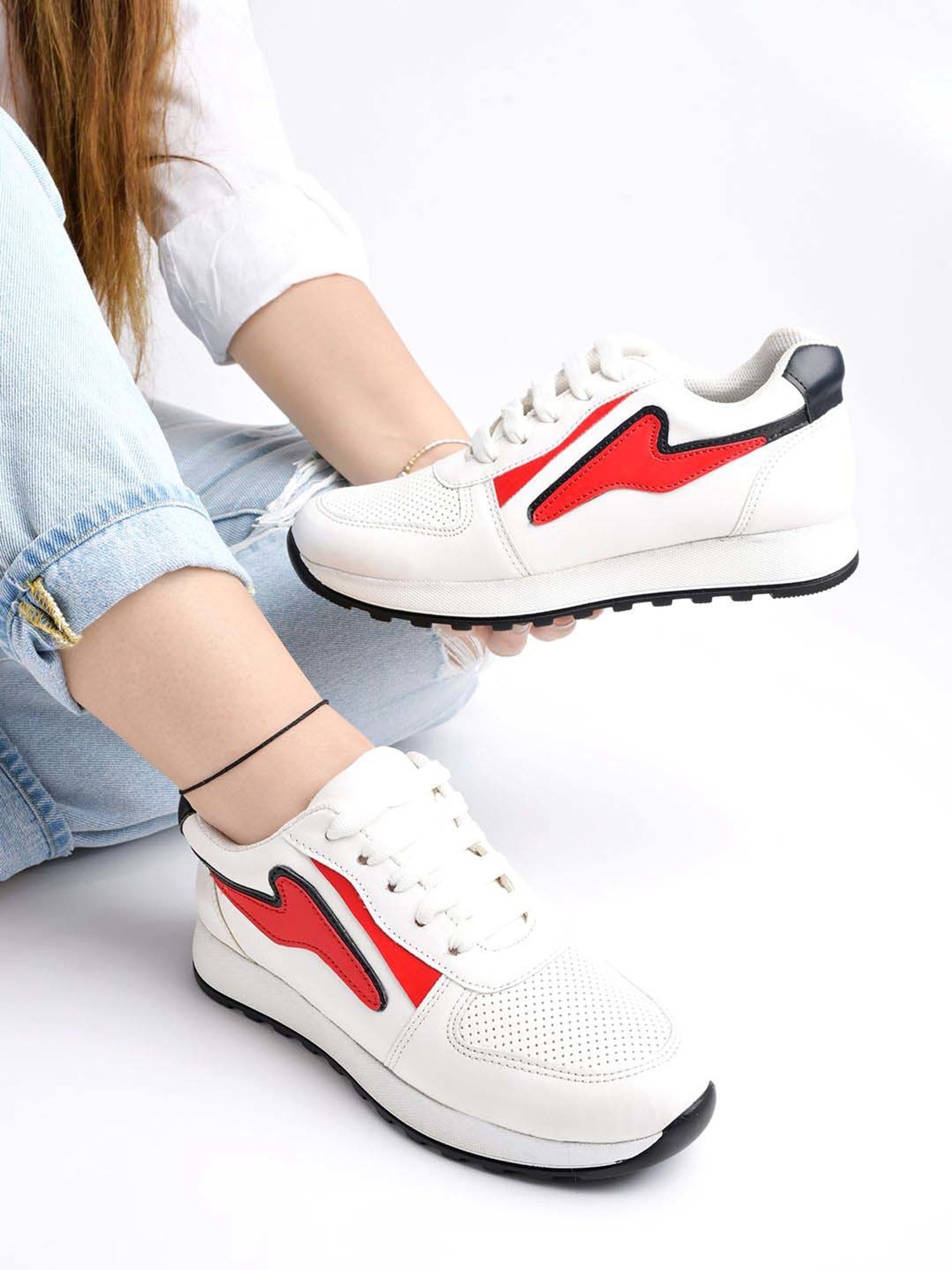Shoetopia Kids White & Red Casual Sneakers