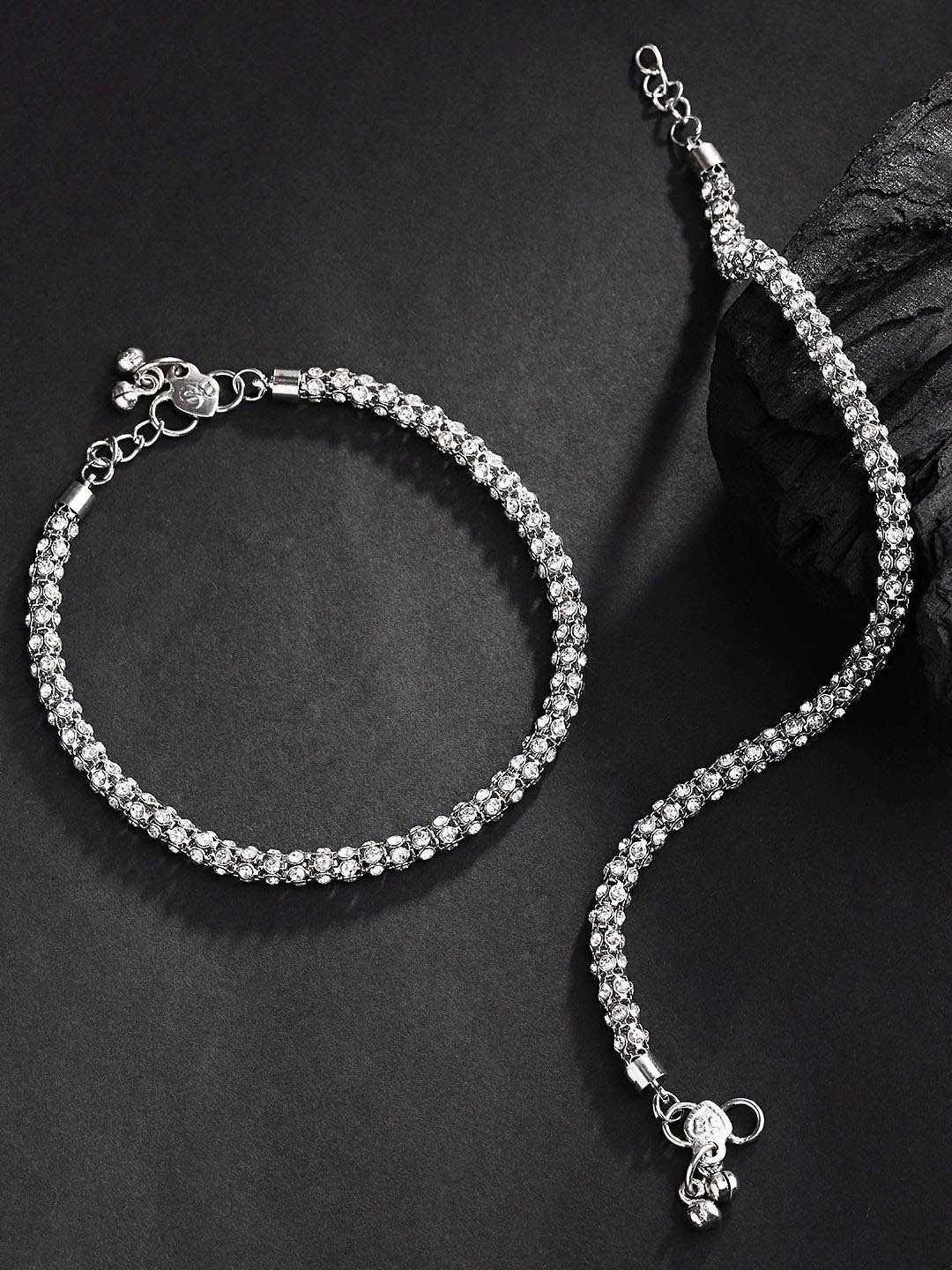 Priyassi Silver & Clear Alloy Flexible Anklet