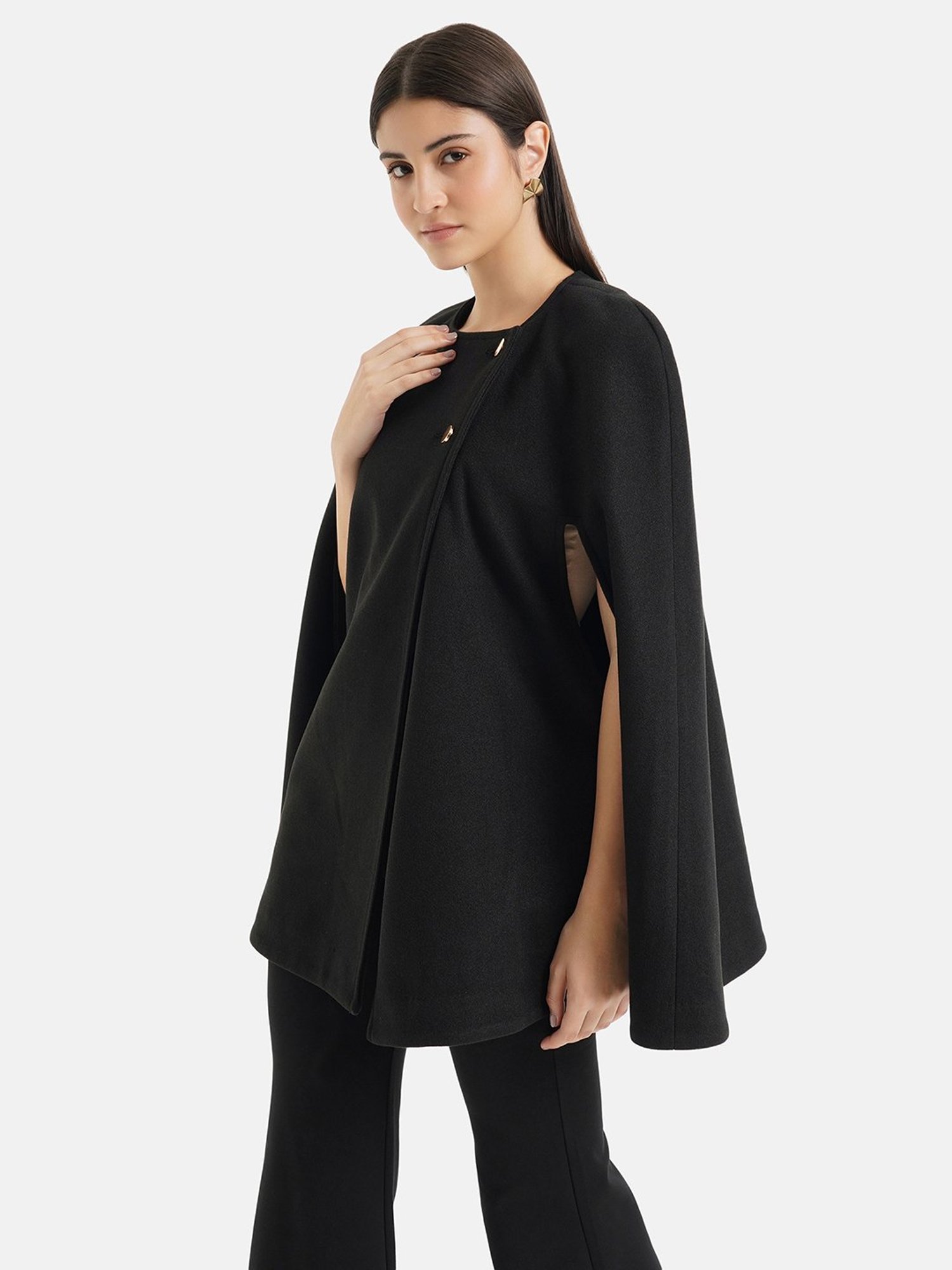 Akkriti by Pantaloons Off-White Self Pattern Shrug