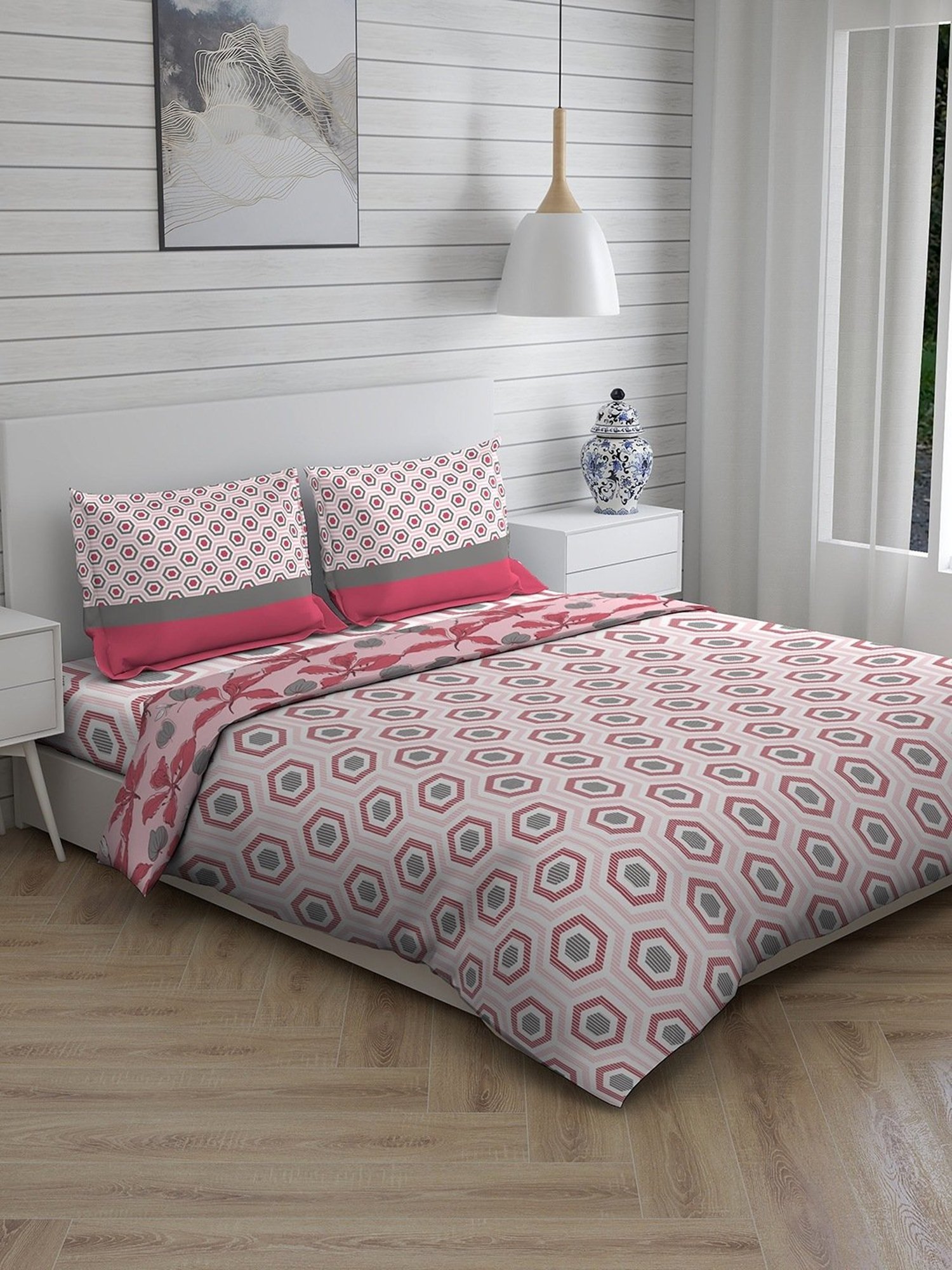 Layers Siena Geometric Pink 225 TC Cotton Queen Bedding Set