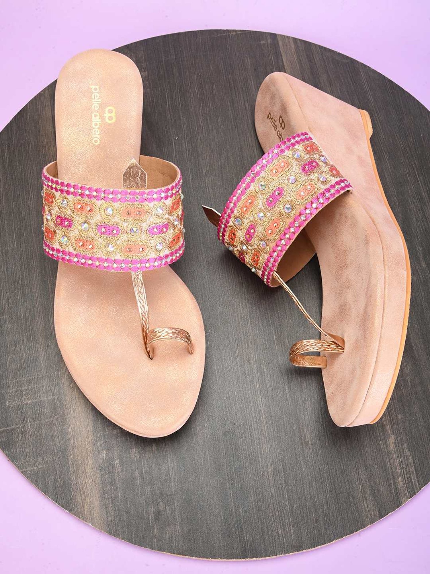 Pelle Albero Women's Sultan Toe Ring Wedges