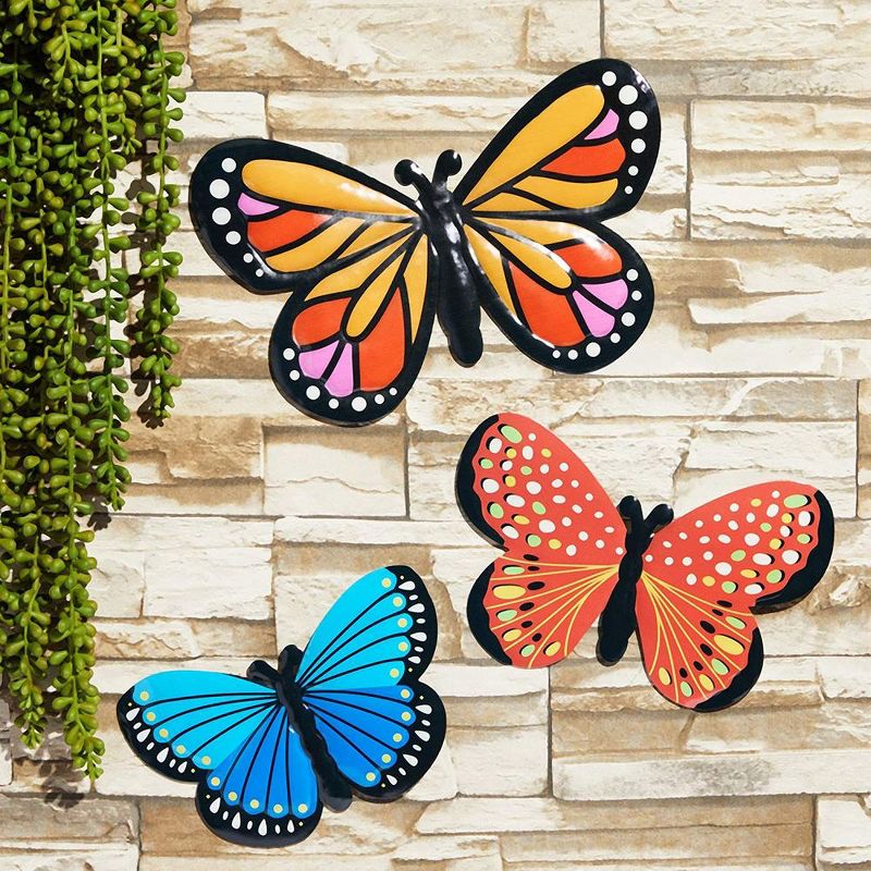 Okuna Outpost 3 Pack Metal Butterfly Outdoor Home Wall D'ecor for Garden and Patio