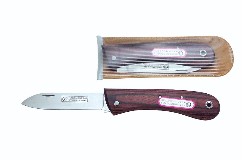 Kanetsune Folding Fruits Knife With Wine colored handle w/ Sheath KC-085