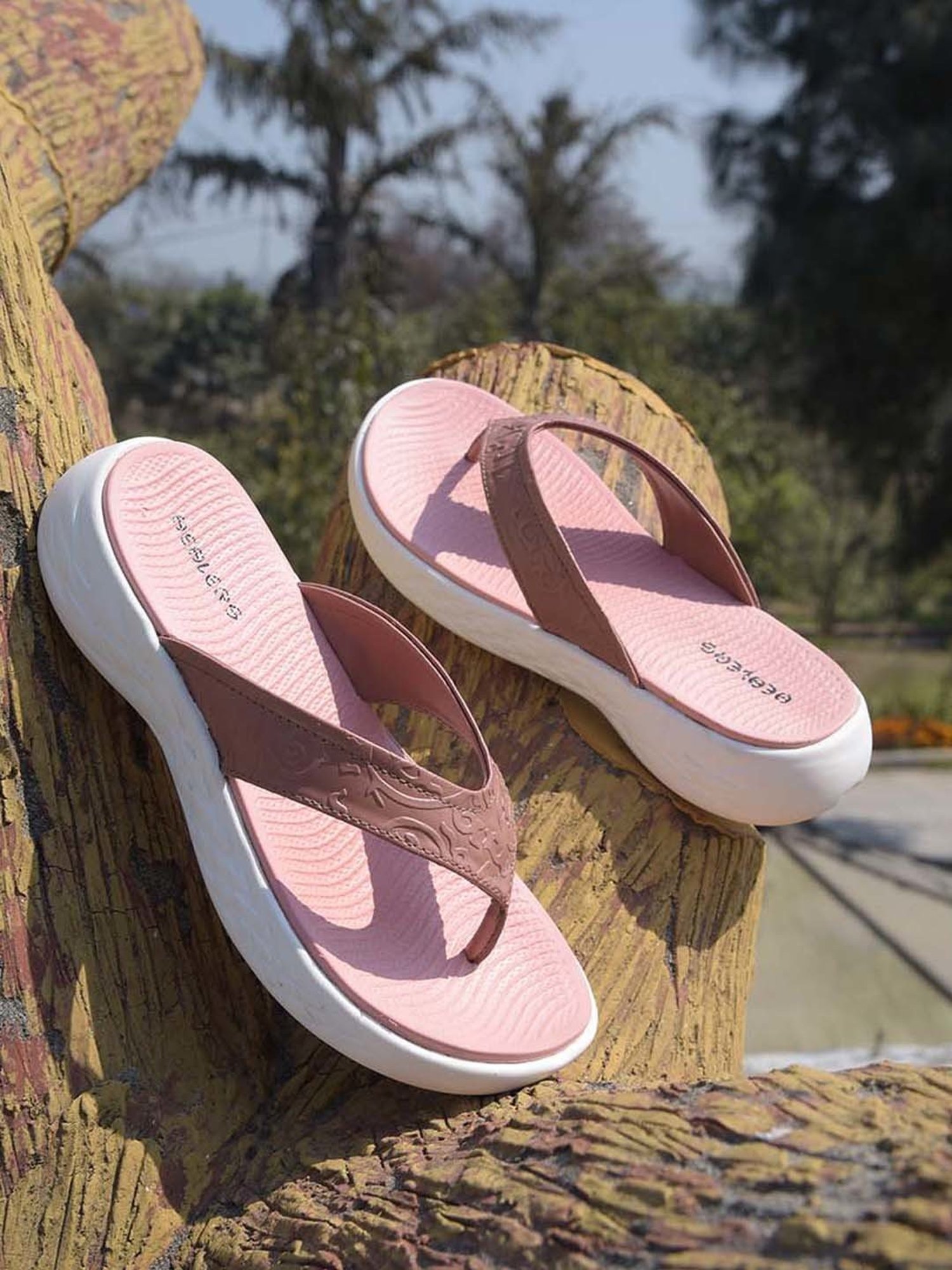 Healers by Liberty Women's Peach Thong Wedges