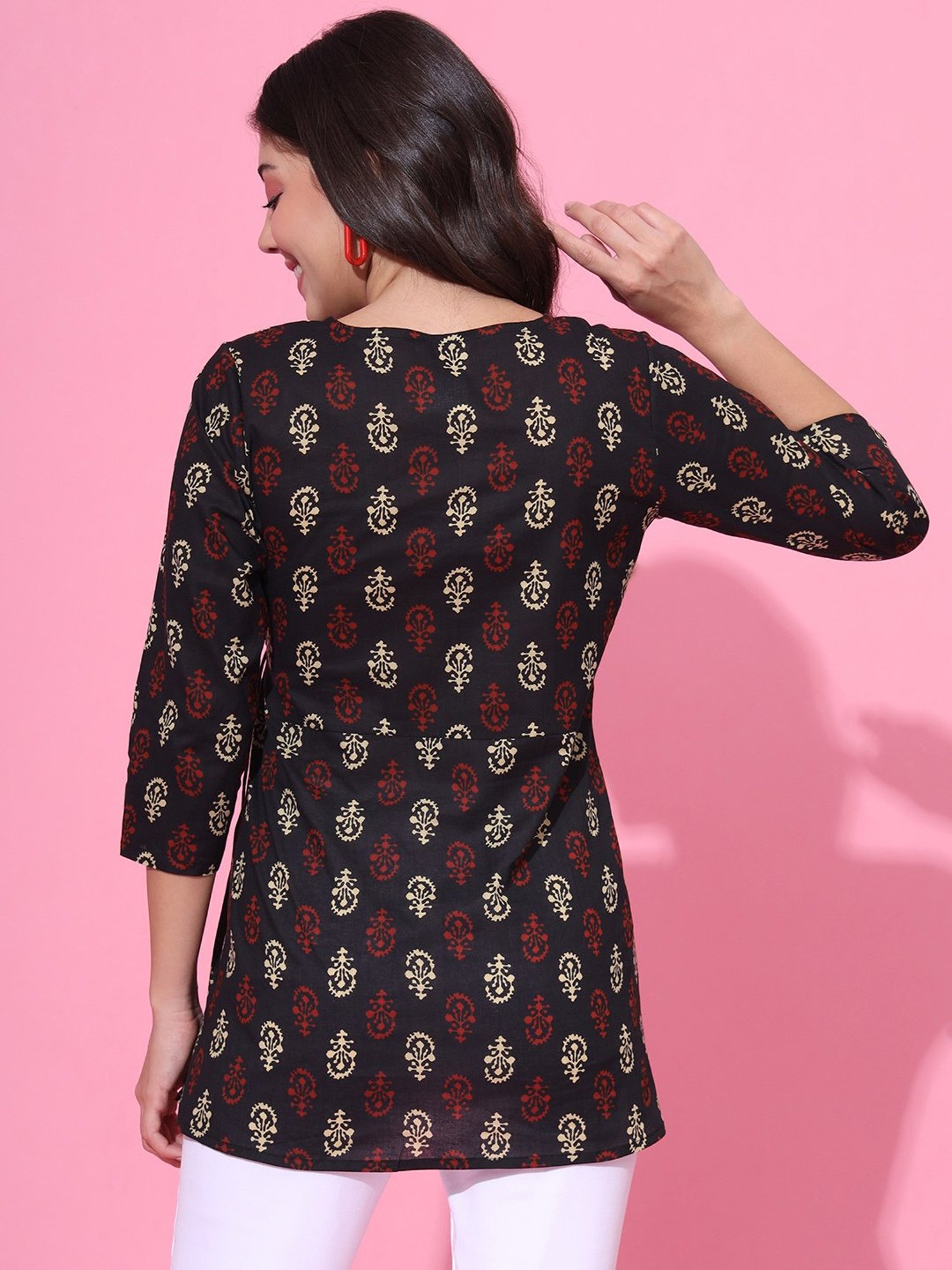 DECKEDUP Black Printed Tunic