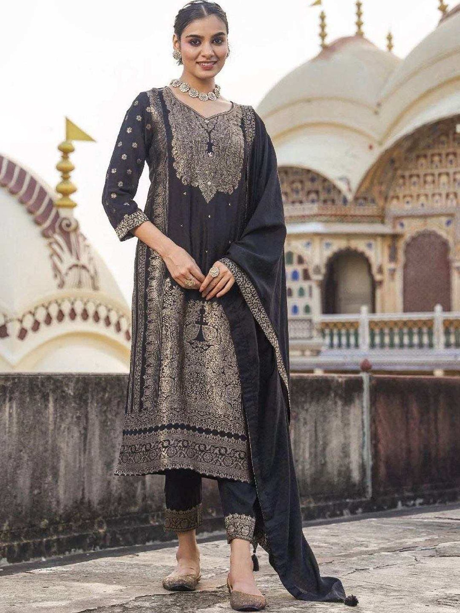Scakhi Black Dola Silk Jacquard Embellished Kurta and Pant With Dupatta