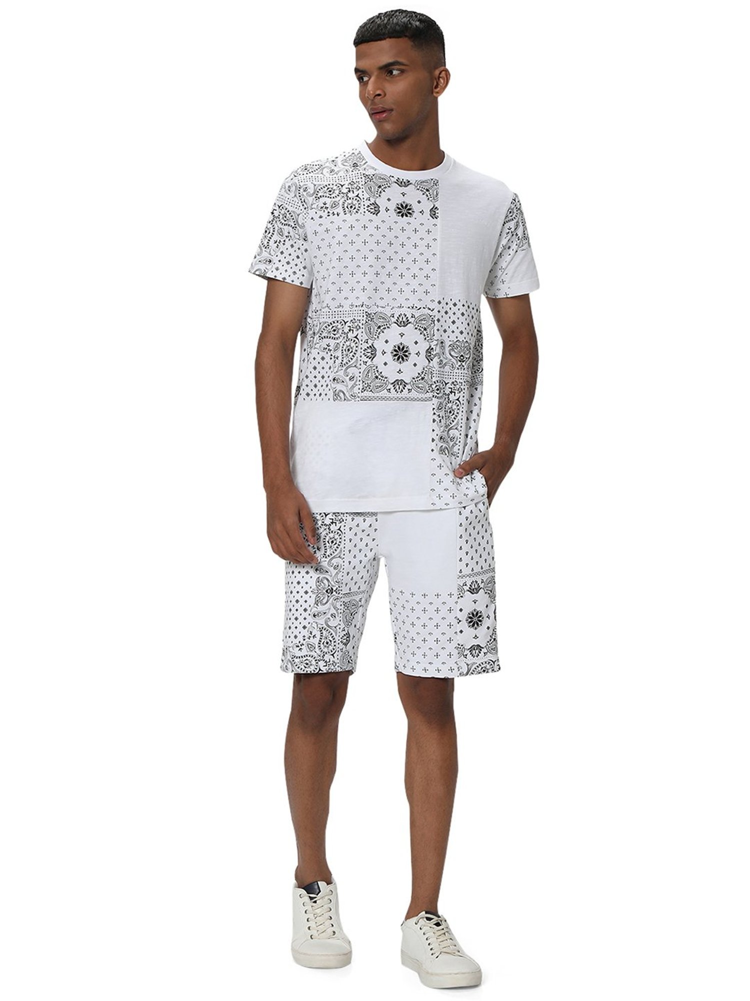 Mufti White Slim Fit Printed Cotton Crew T-Shirt