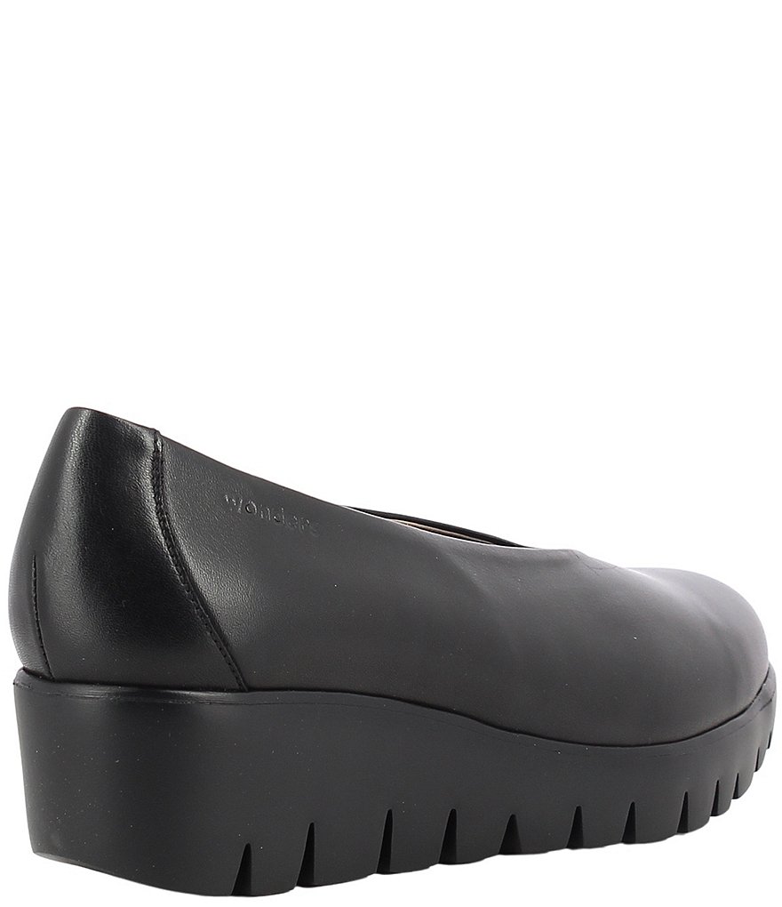 Wonders Mandy Leather Lightweight Wedge Pumps