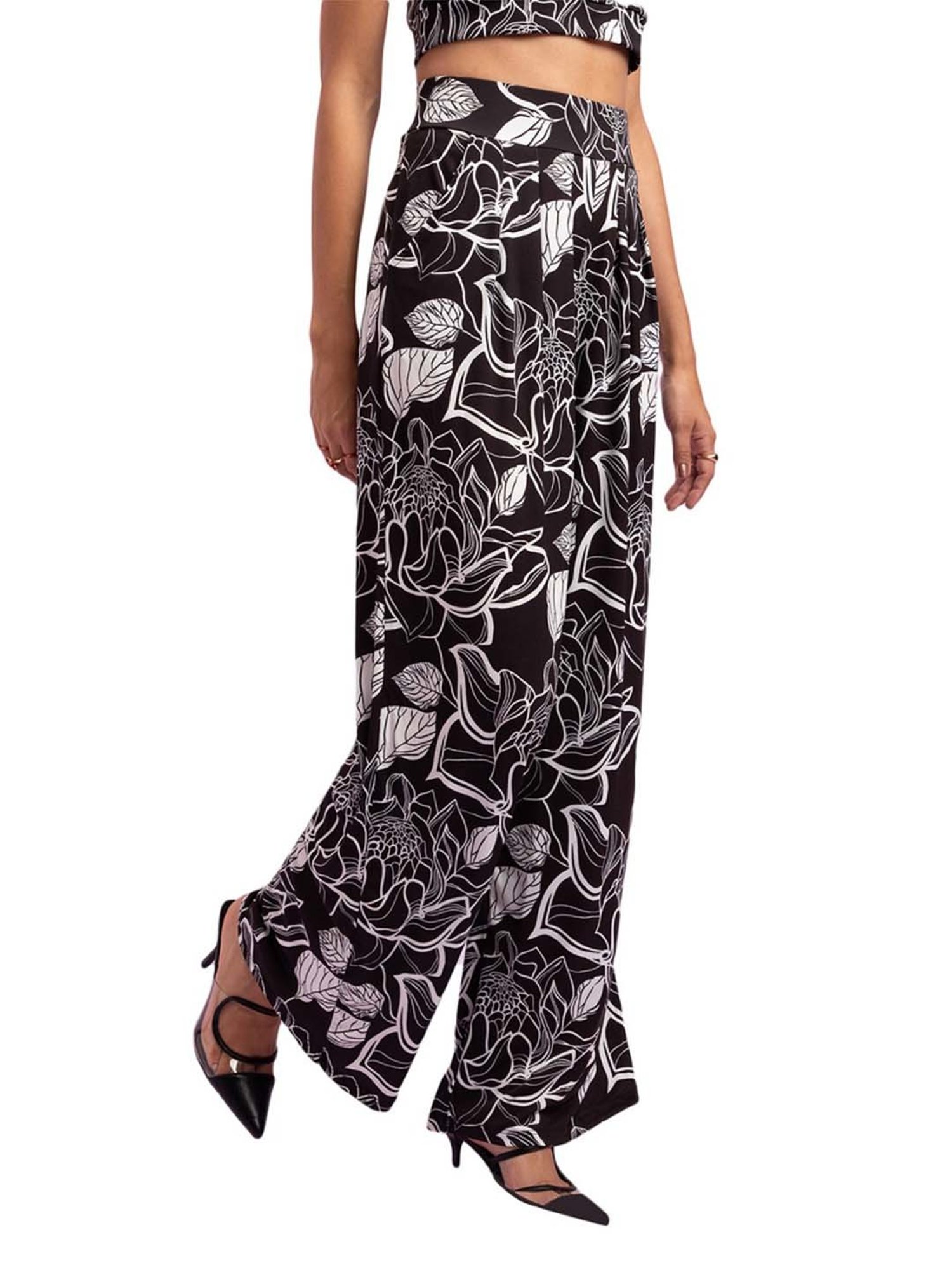 KENDALL + KYLIE Black Printed Parallel Pants