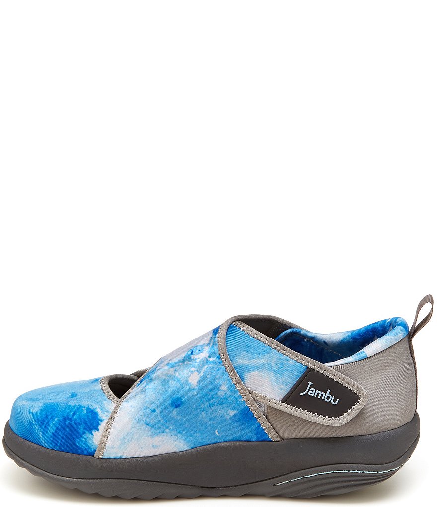 Trotters Kiera Suede Kitten Heel Pumps