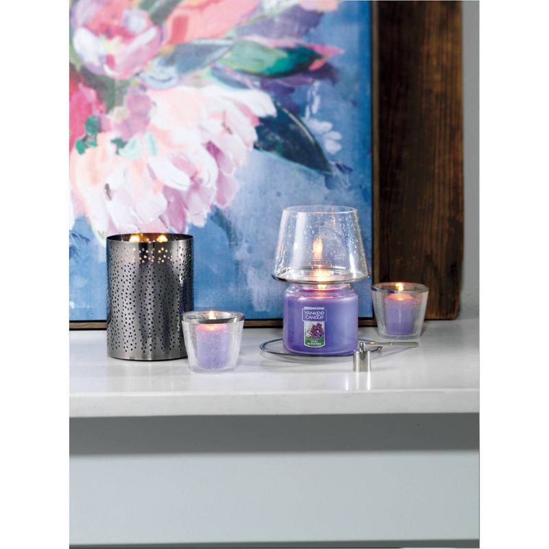 14.5oz Glass Jar Lilac Blossoms Candle - Yankee Candle
