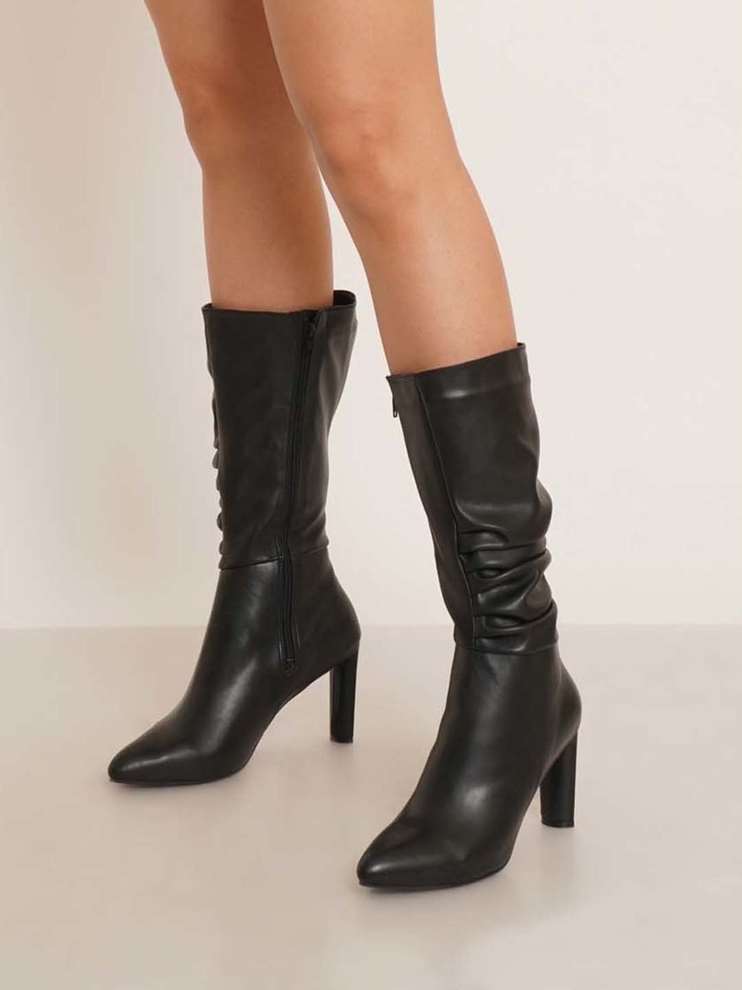 Sherrif Women's Black Casual Booties