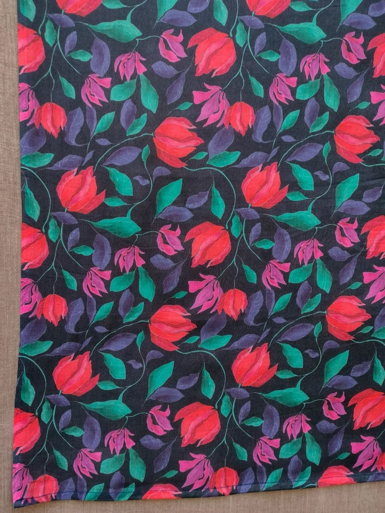 Suta Blue Cotton Floral Print Saree Without Blouse