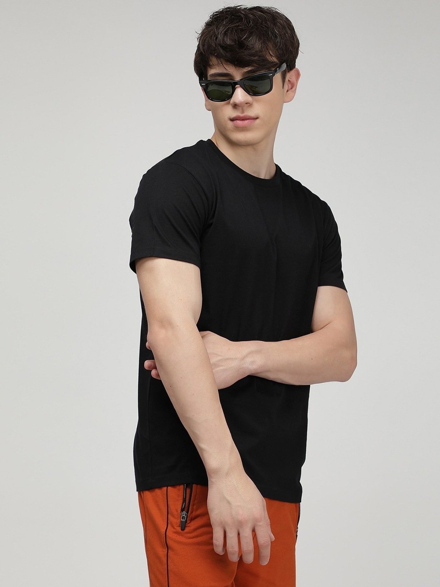 Sporto Pitch Black Slim Fit T-Shirt