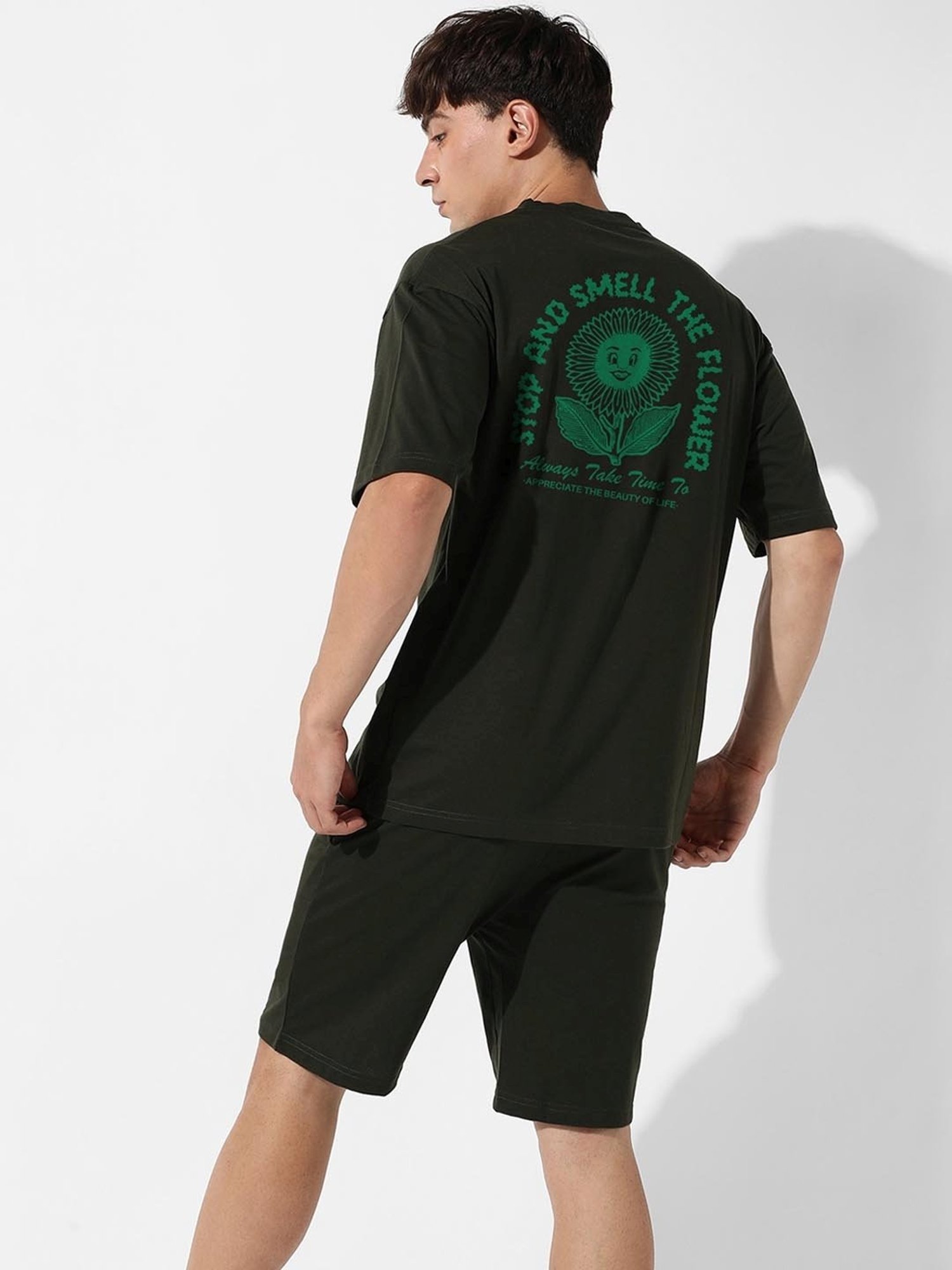 Campus Sutra Forest Green Regular Fit Oversized Smell The Flower Printed Co-Ord Set