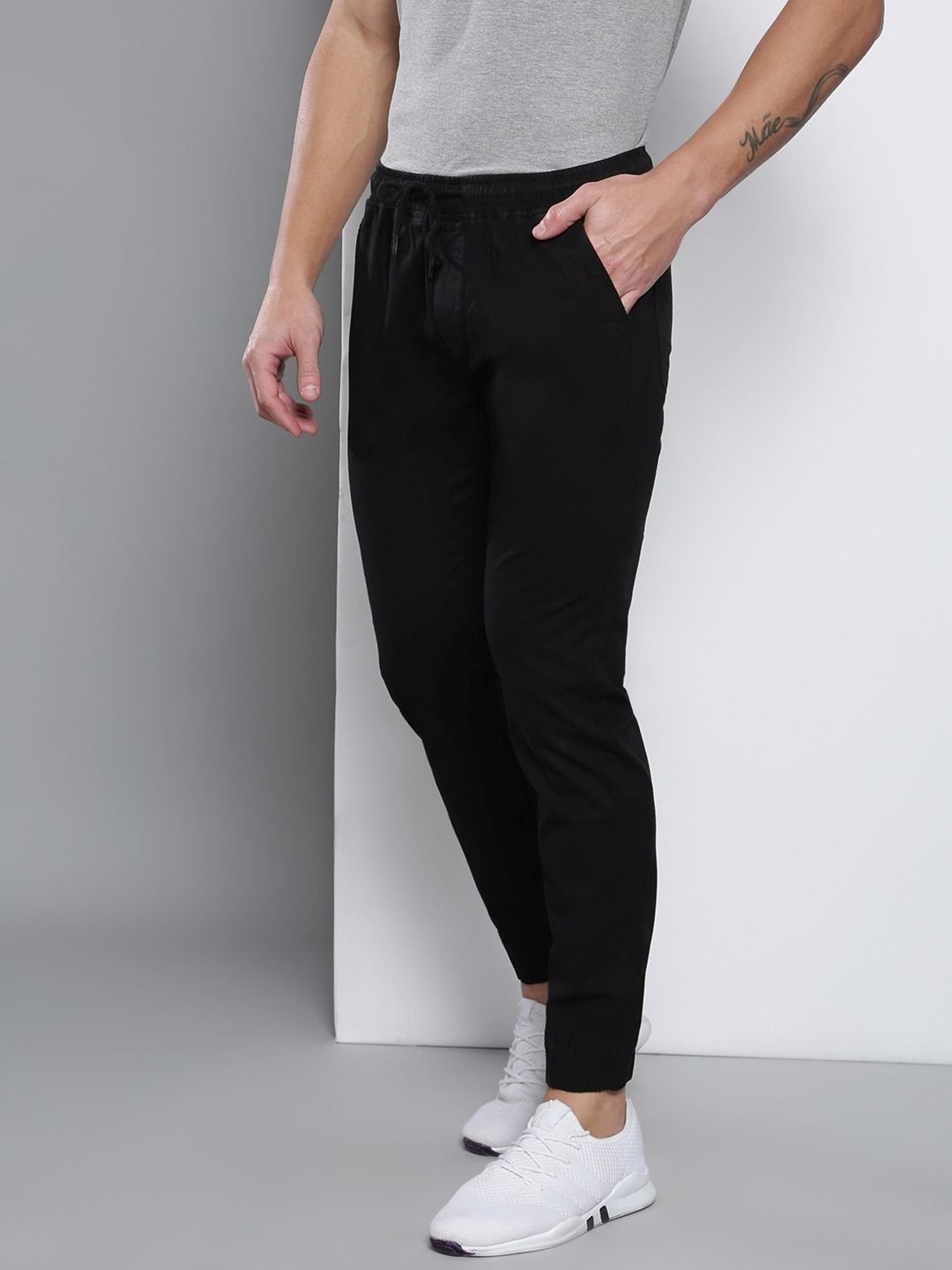 Dennis Lingo Black  Slim Fit Joggers