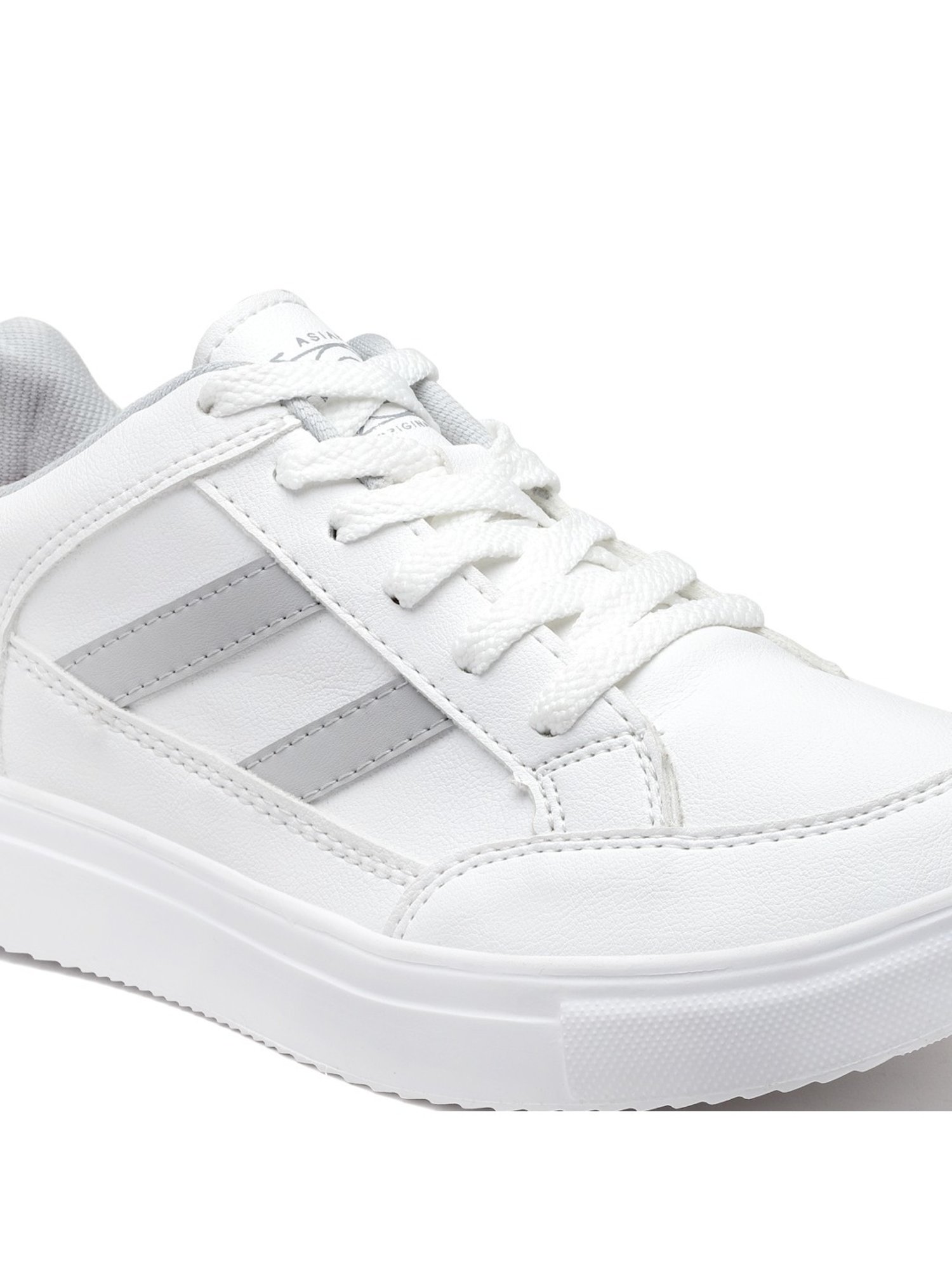 Asian Men's White Casual Sneakers