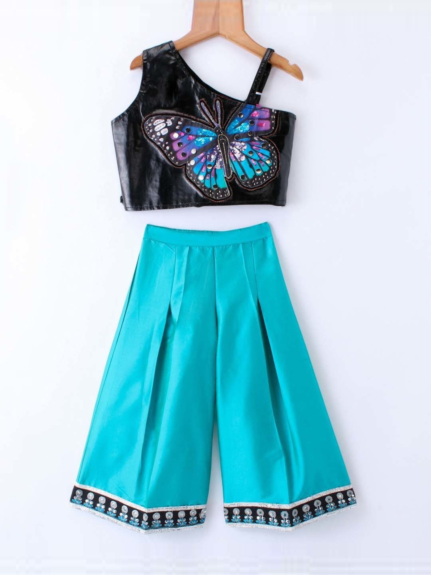 TWISHA Kids Black & Blue Embroidered Top Set