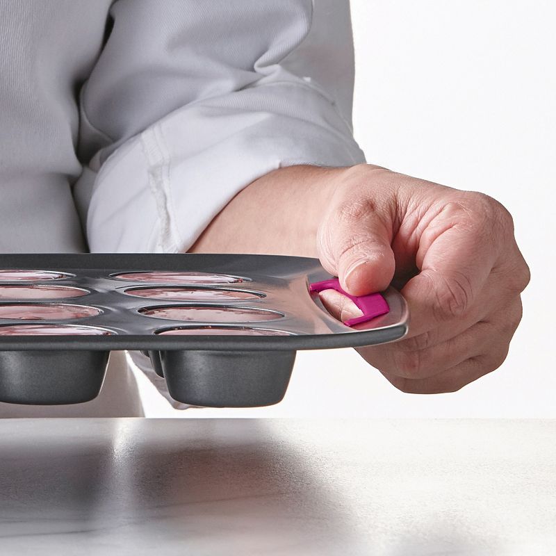 Kaiser Bakeware Steel Muffin Pan, 12 Cup