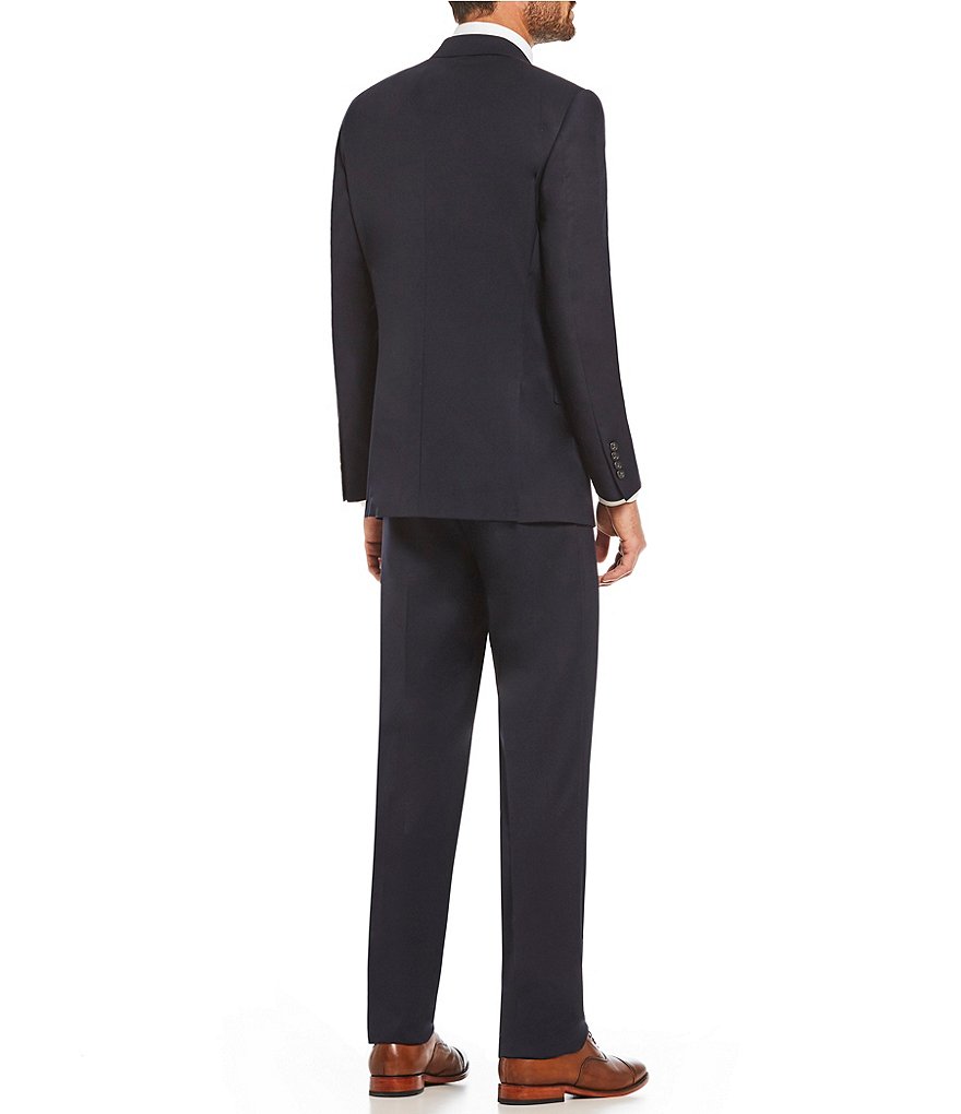 Cremieux Classic Fit Pleated Pant Solid Wool Suit