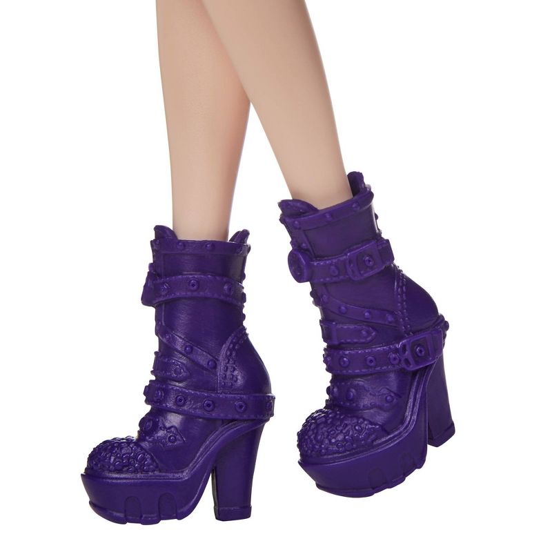 Disney Descendants Dragon Queen Mal