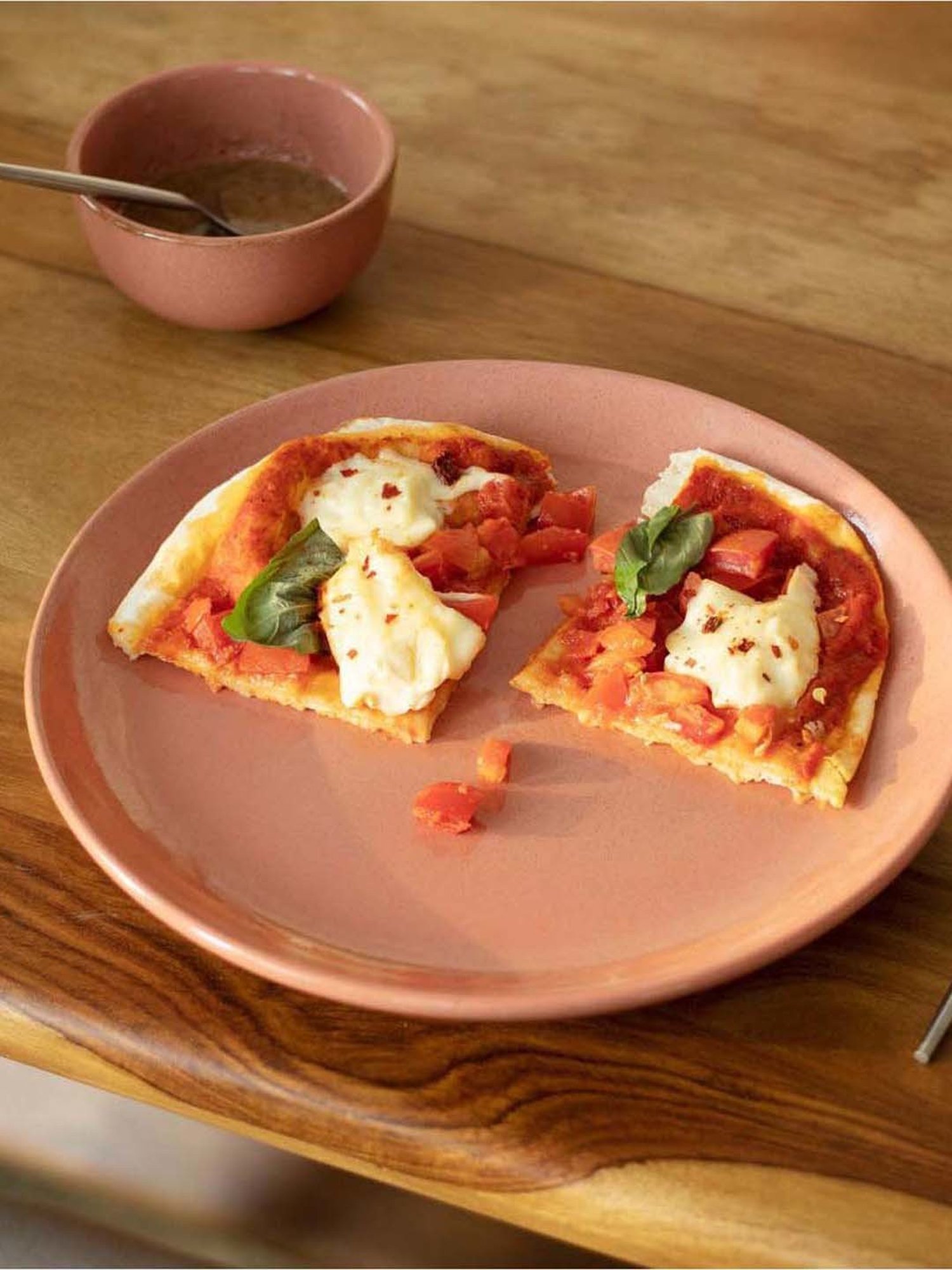 Pure Home and Living Transparent Glass Textured Dinner Plates