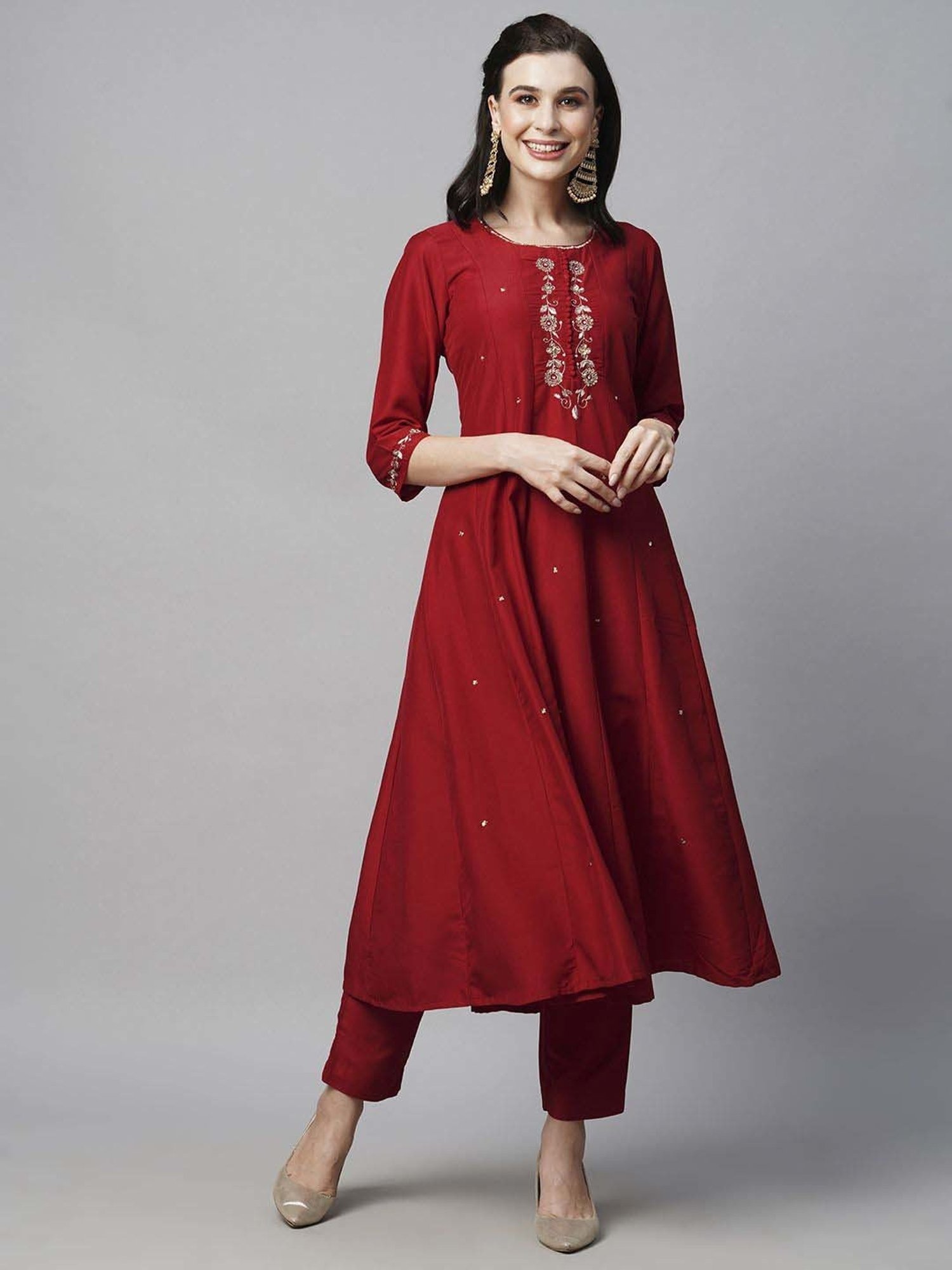 Heeposh Red Embroidered Kurta Pant Set With Dupatta