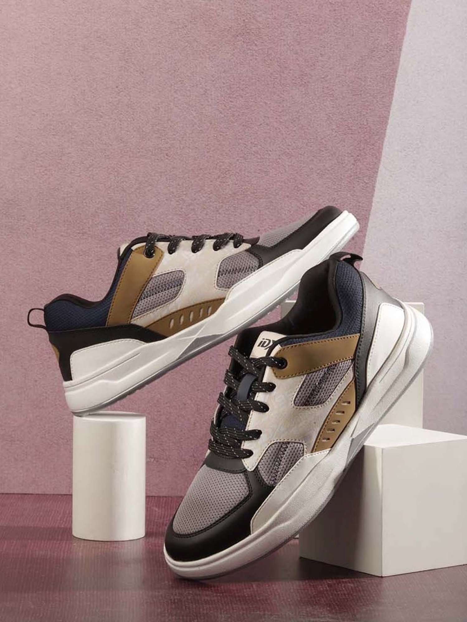 ID Men's Grey Casual Sneakers