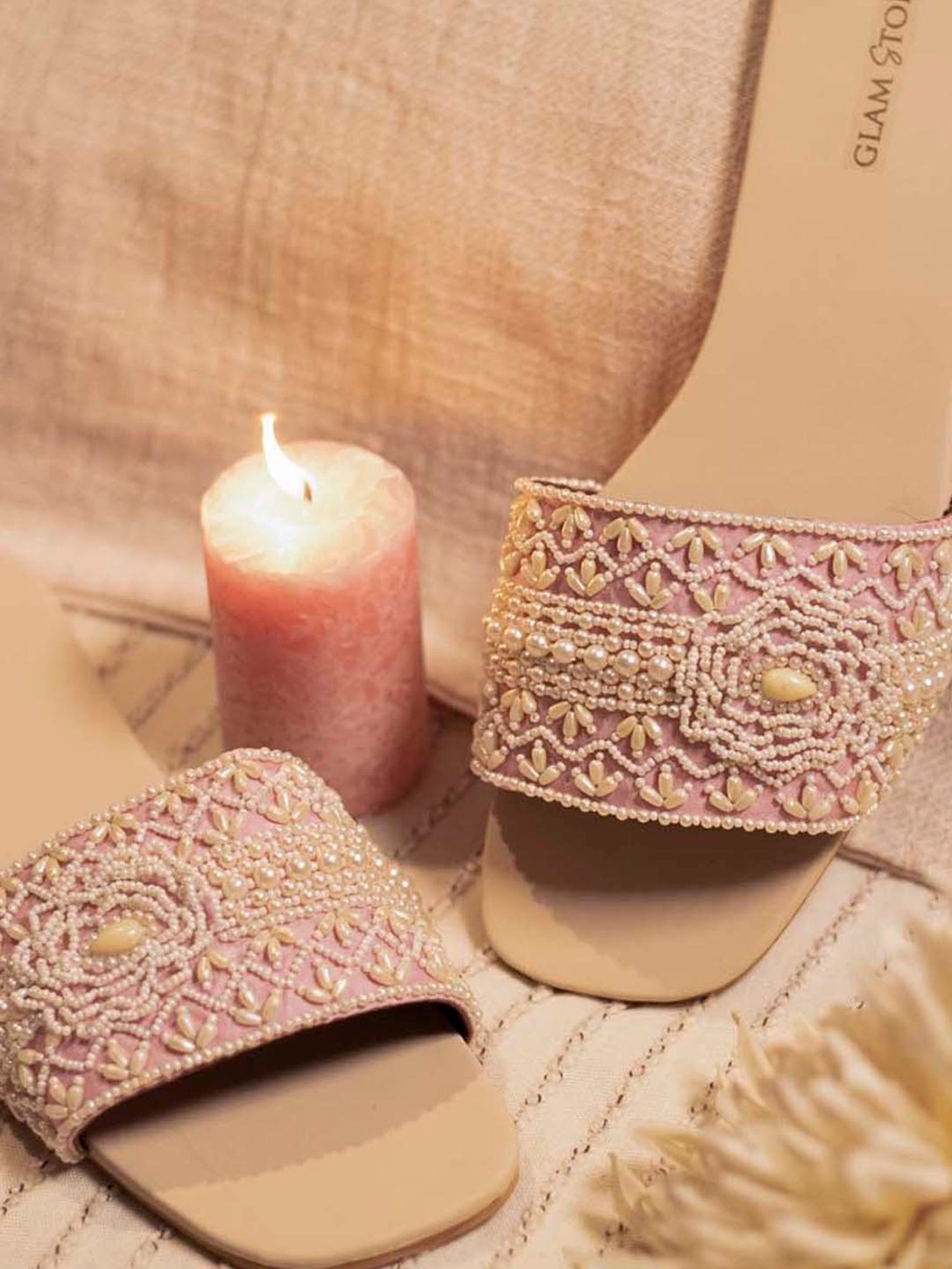 Glam Story Women's Pink Ethnic Sandals