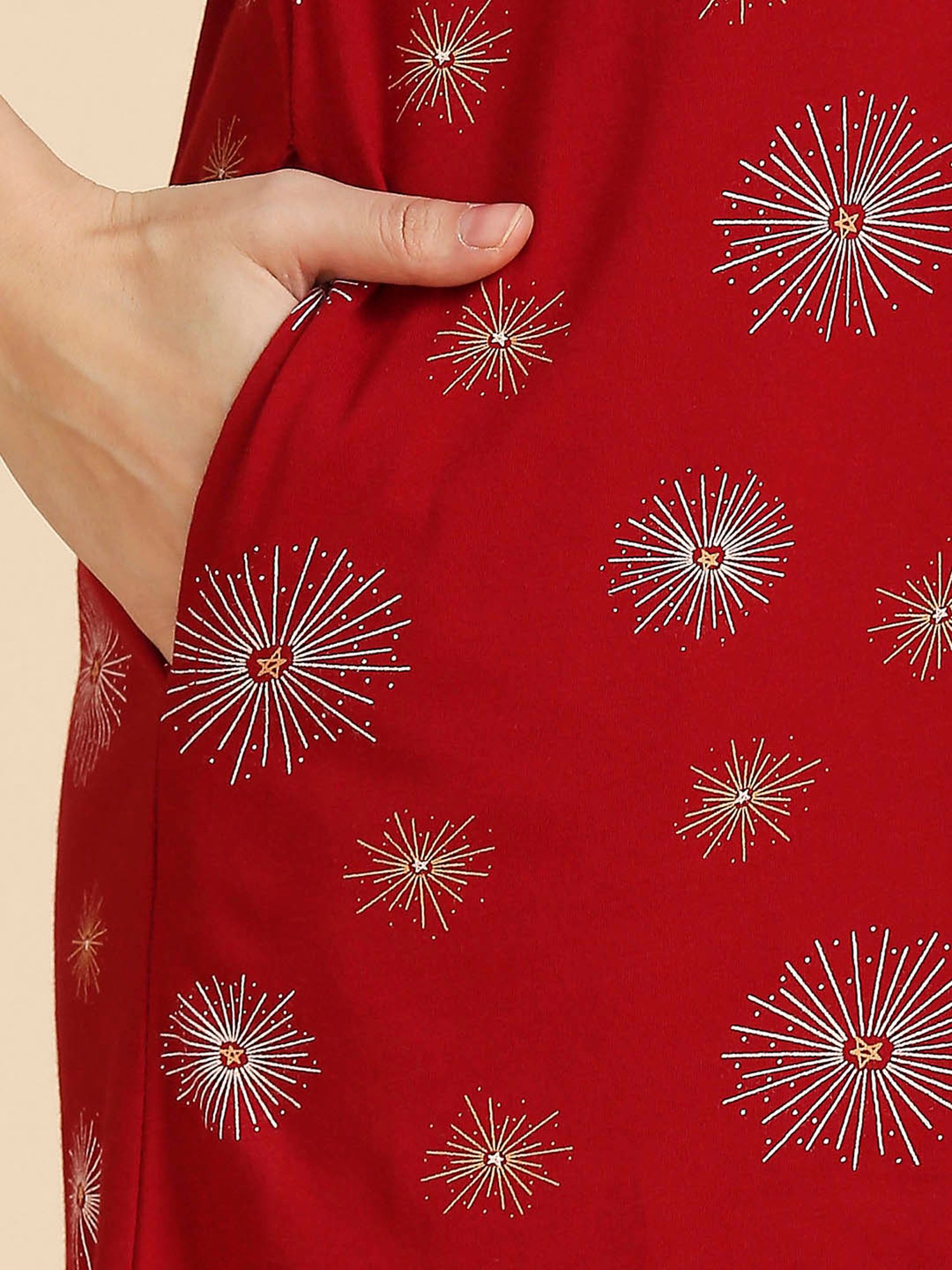 MomToBe Maroon Cotton Printed Feeding Nighty